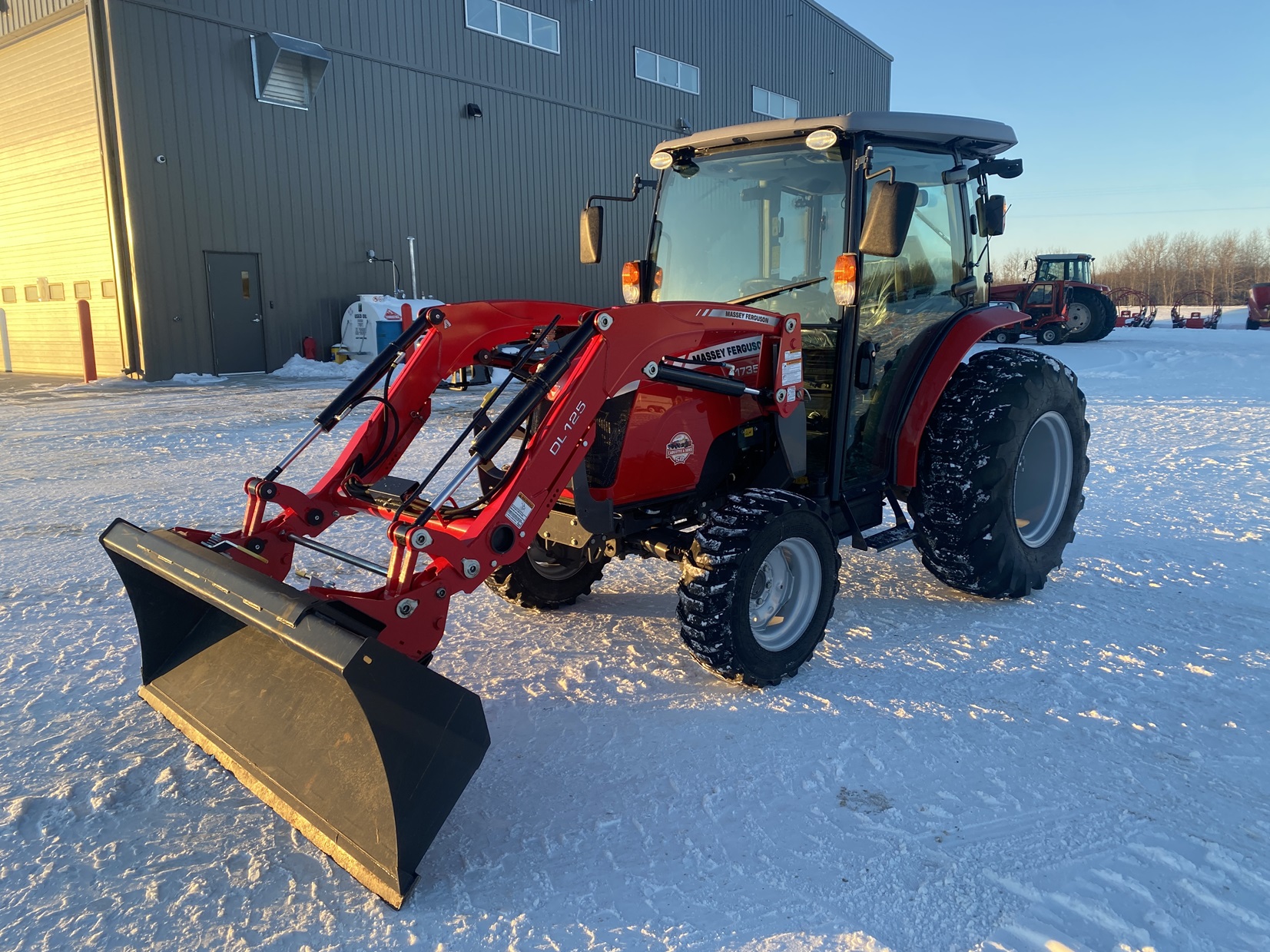 2019 Massey Ferguson 1735M Tractor