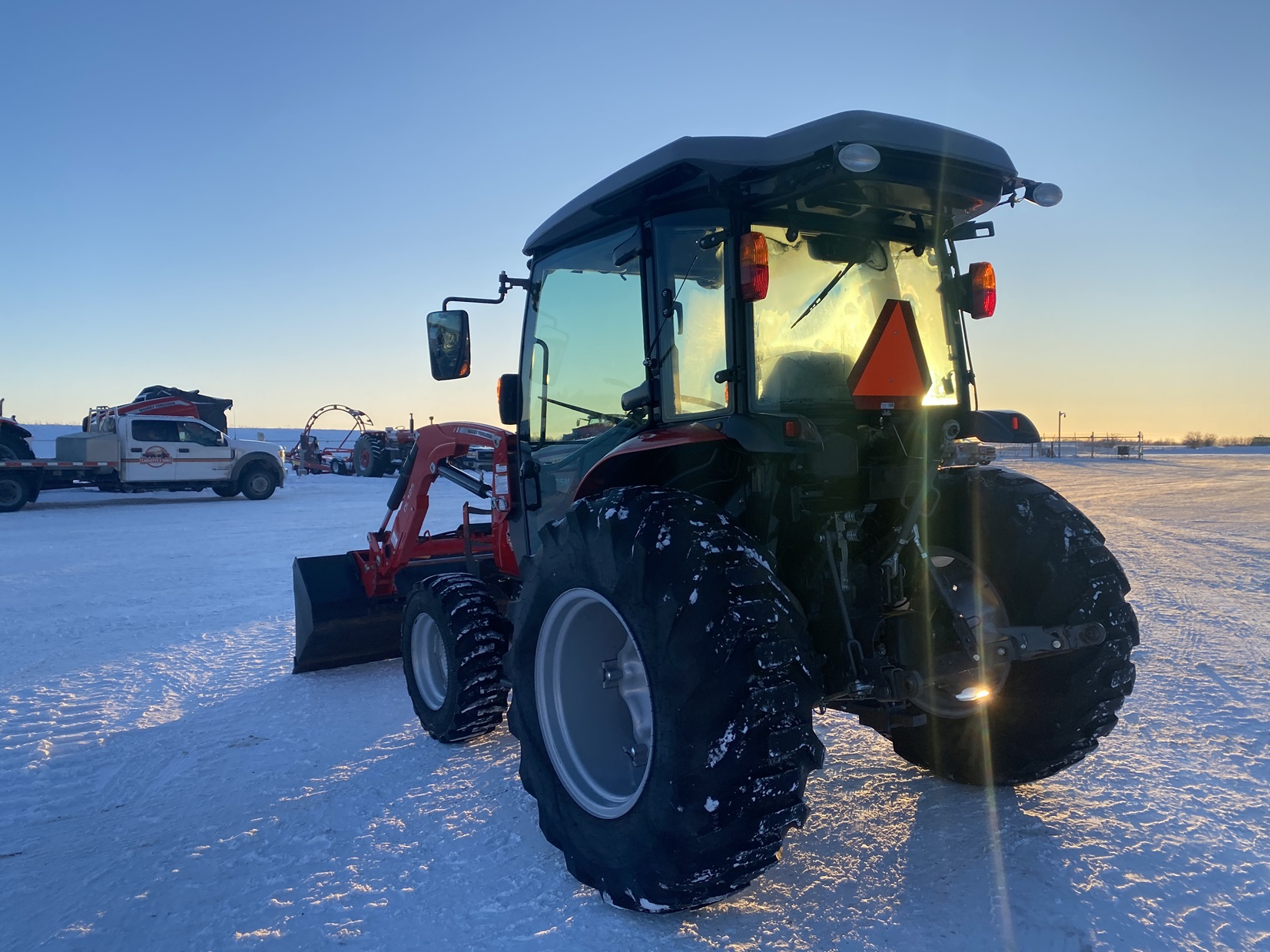 2019 Massey Ferguson 1735M Tractor