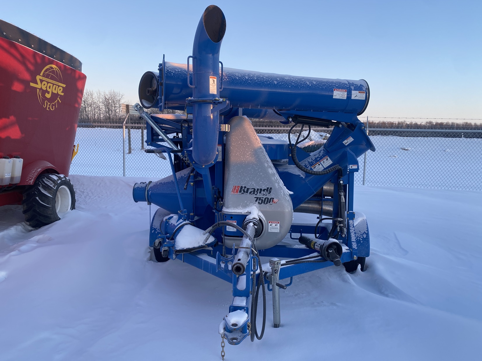 2012 Brandt 7500HP Grain Vac