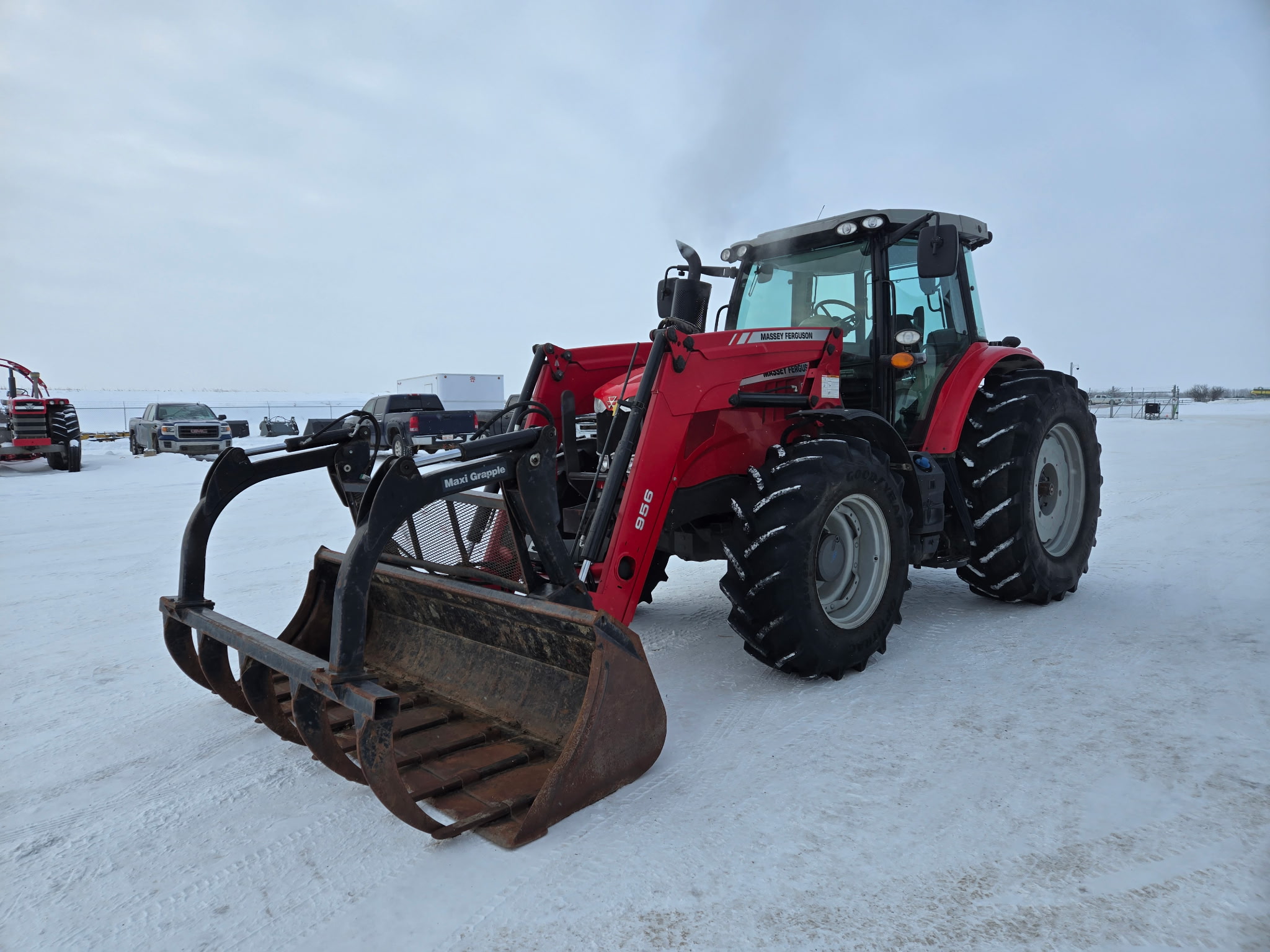 2015 Massey Ferguson 6616 Deluxe Tractor