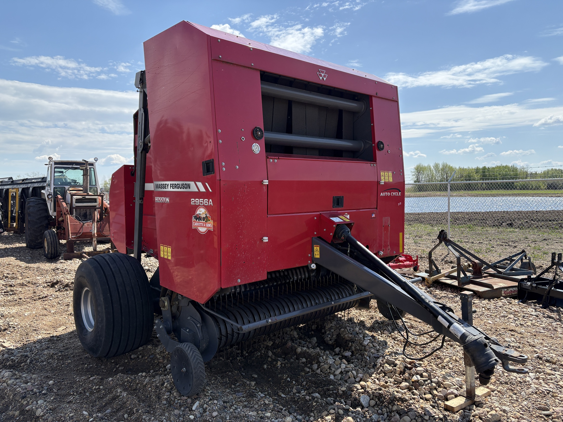 2020 Massey Ferguson 2956 Baler/Round