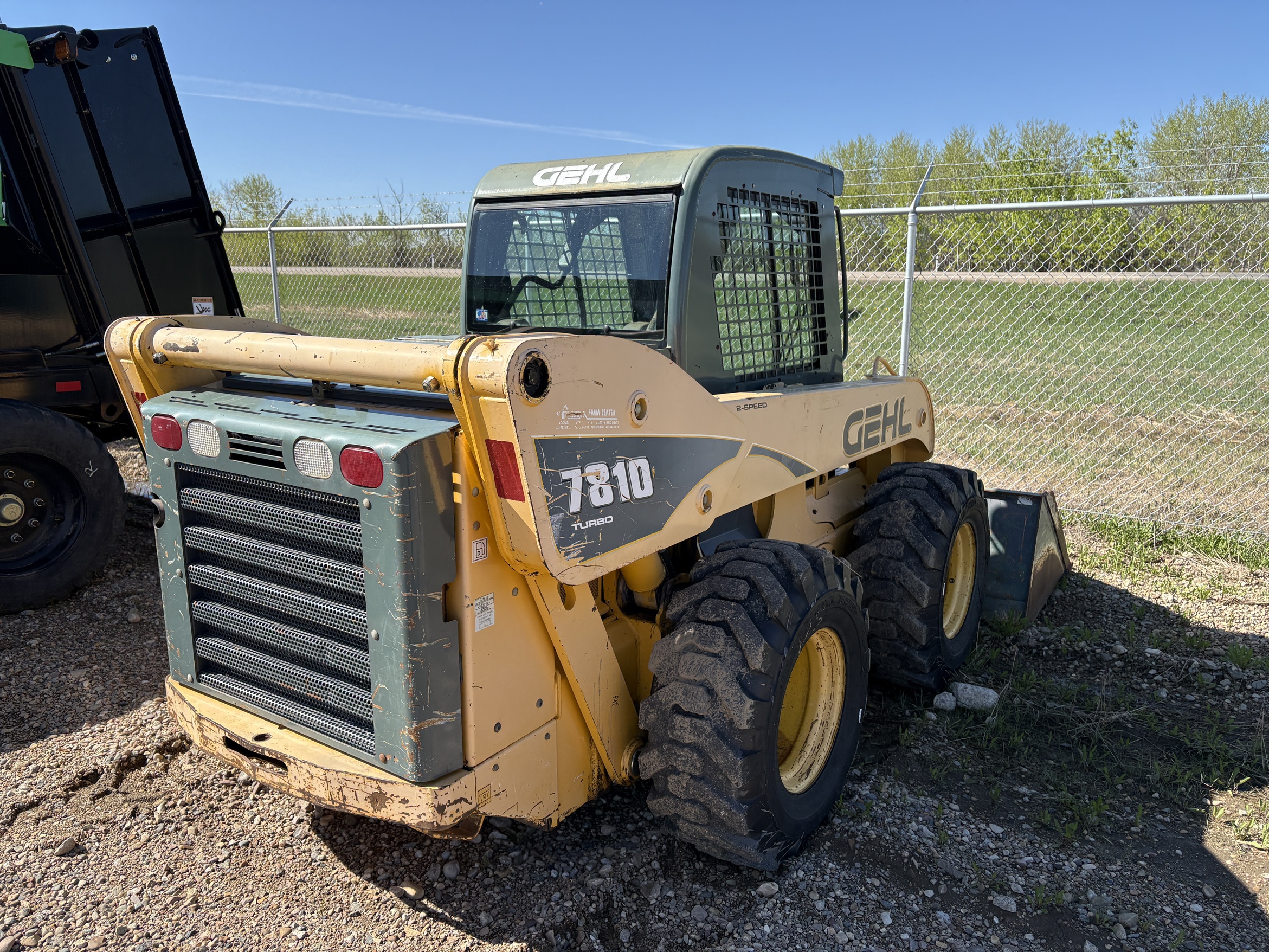 2004 Gehl 7810 Skid Steer Loader