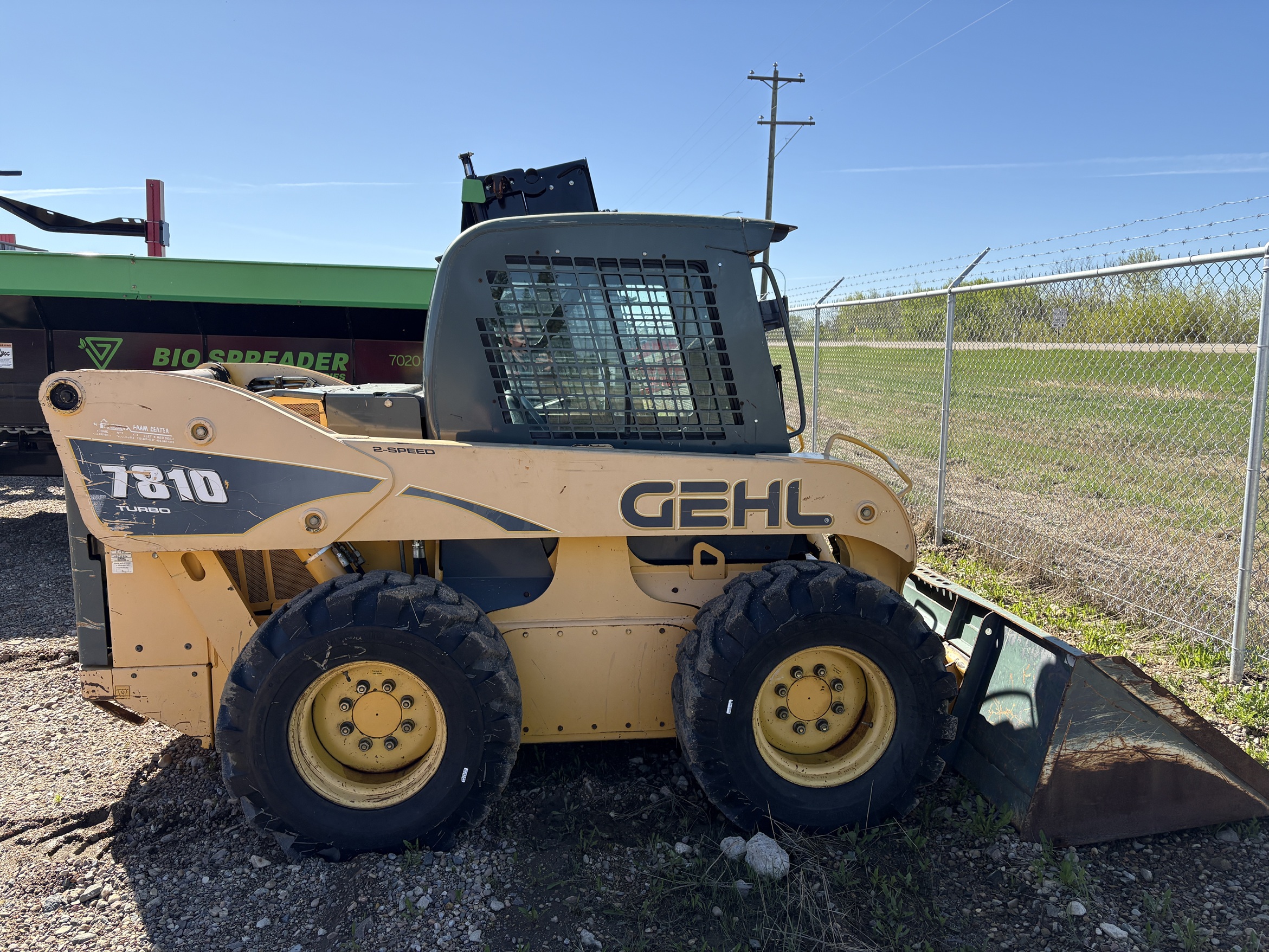 2004 Gehl 7810 Skid Steer Loader