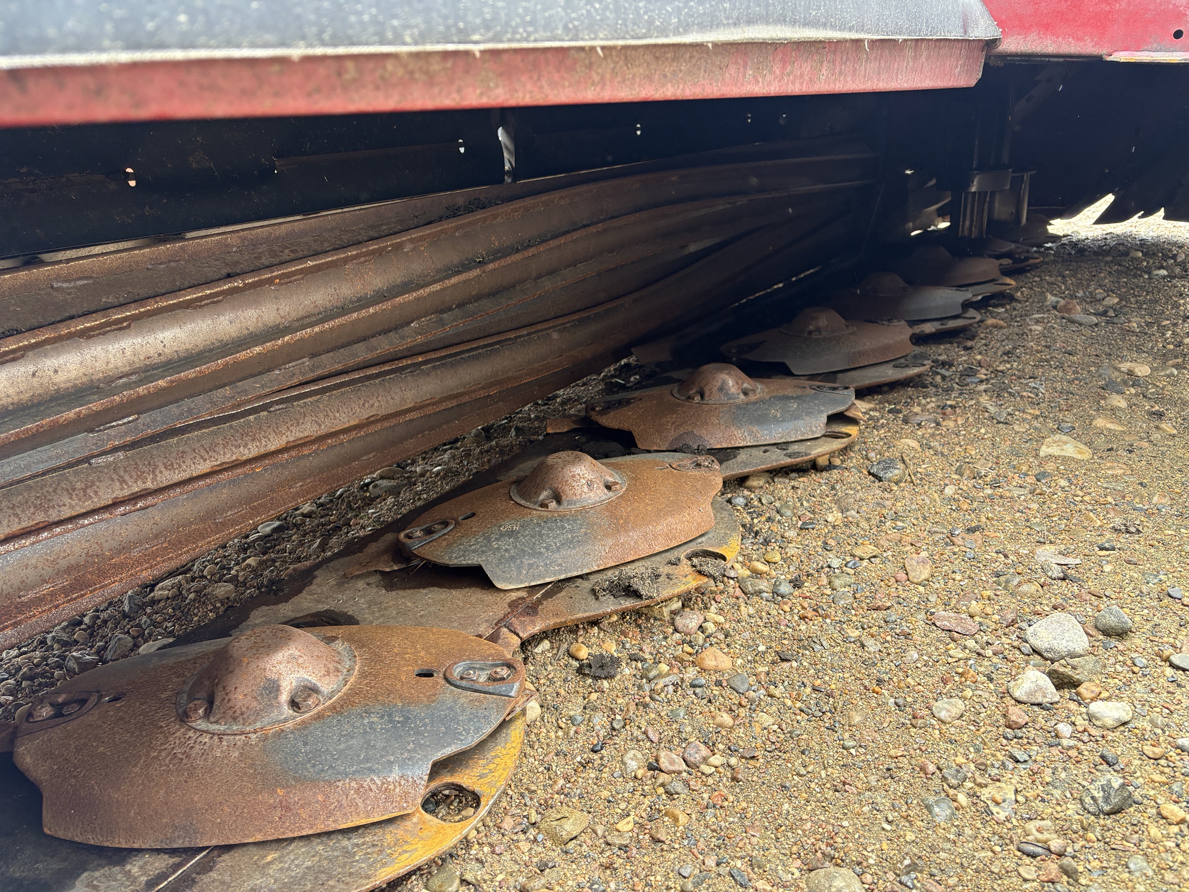 2019 MacDon M1170 Windrower