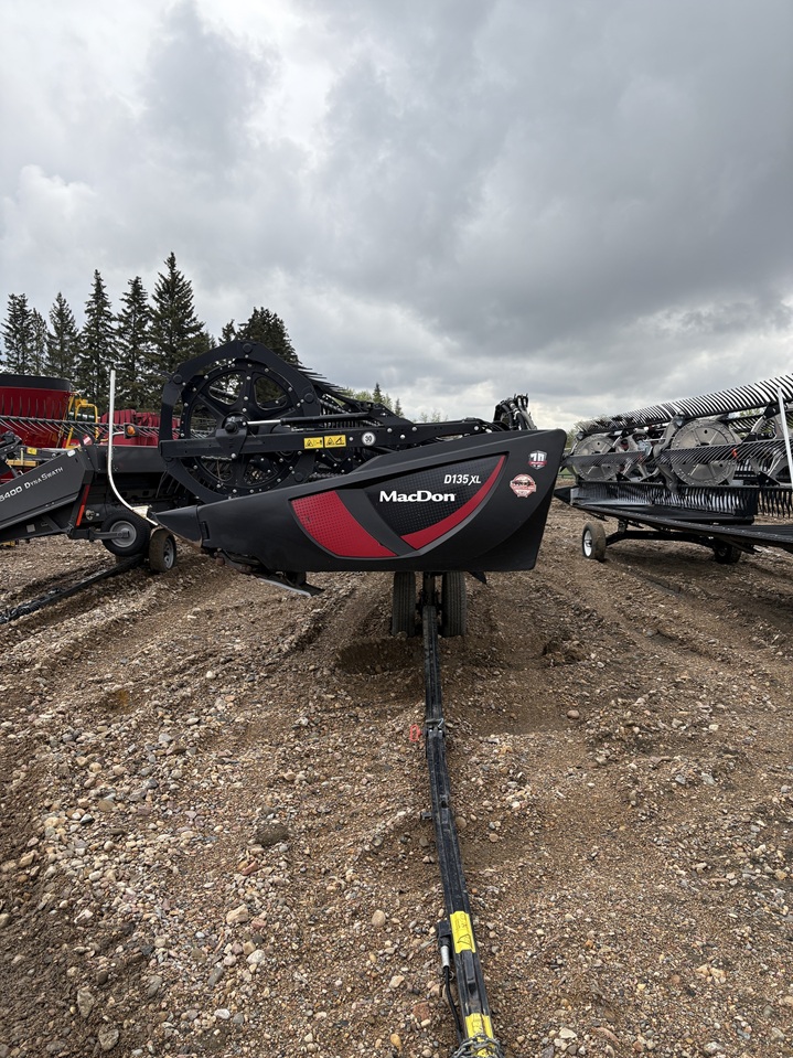 2019 MacDon M1170 Windrower