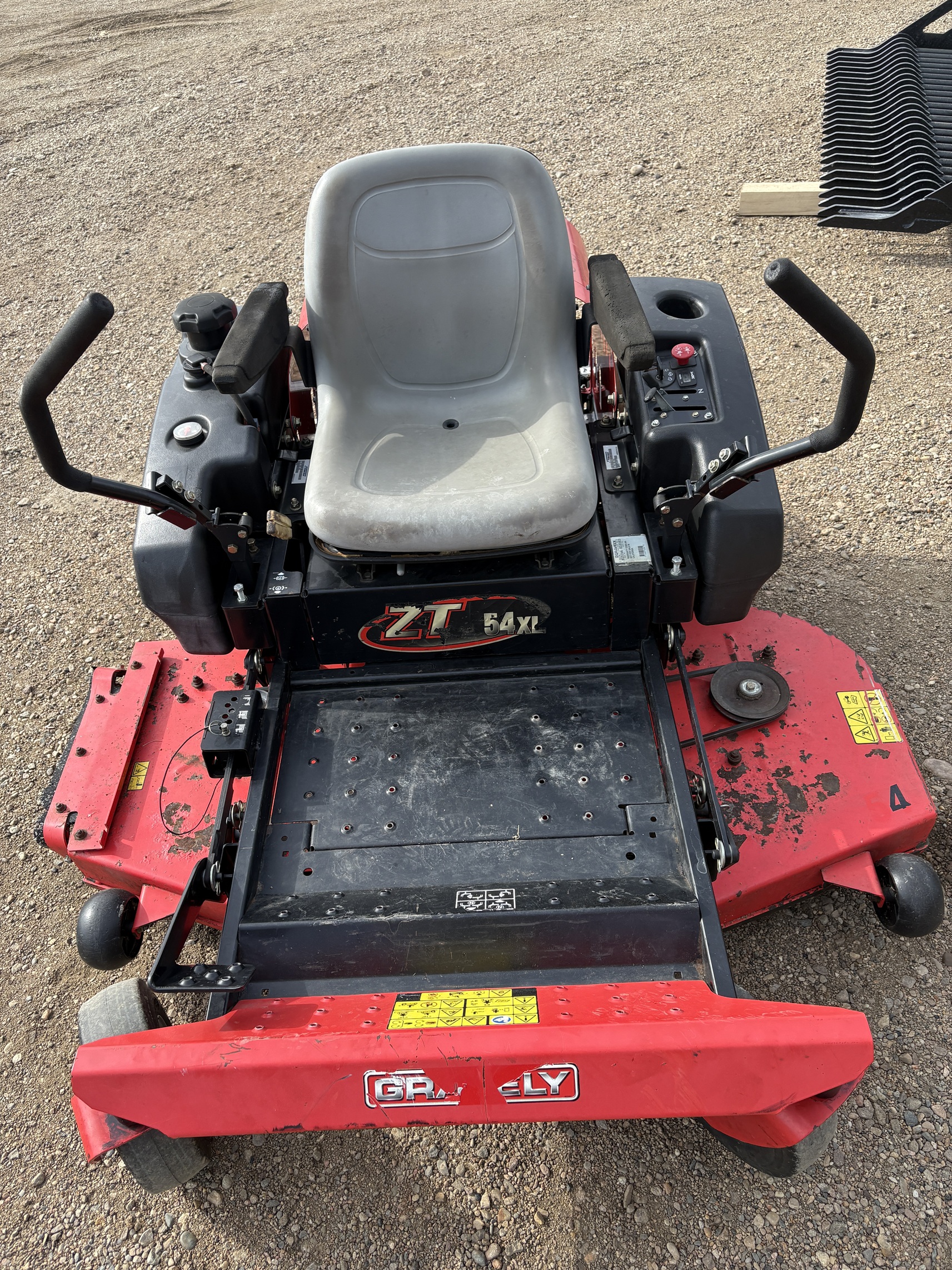 2012 Gravely ZT XL 54 Mower/Zero Turn