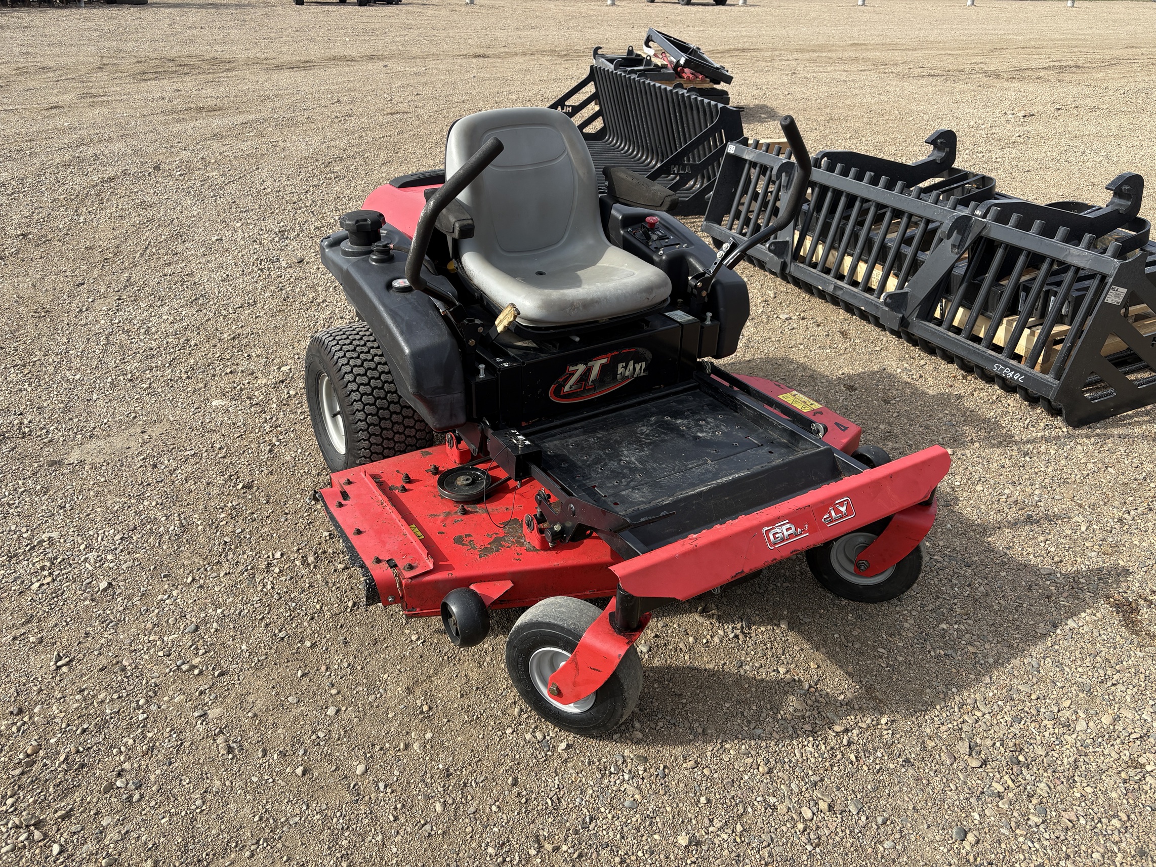 2012 Gravely ZT XL 54 Mower/Zero Turn