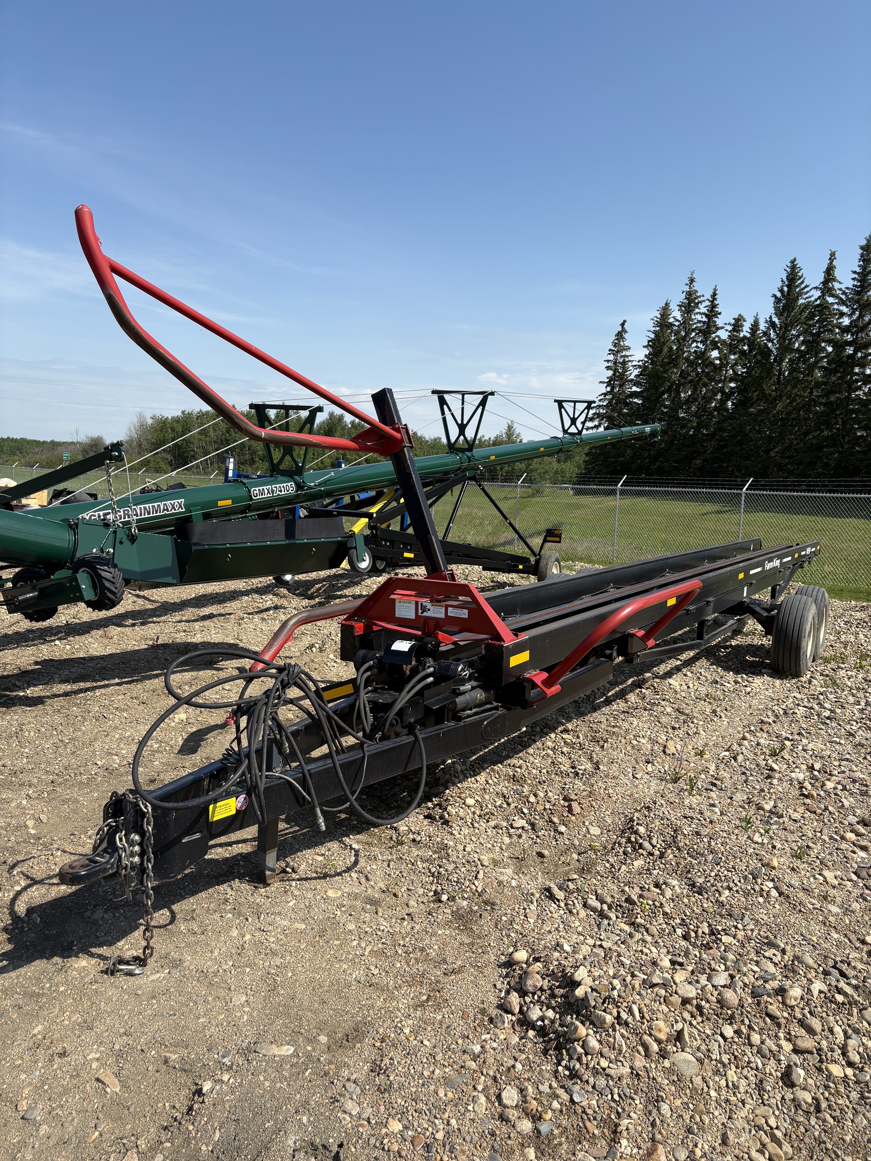 2015 Buhler Farm King 1450 Bale Mover