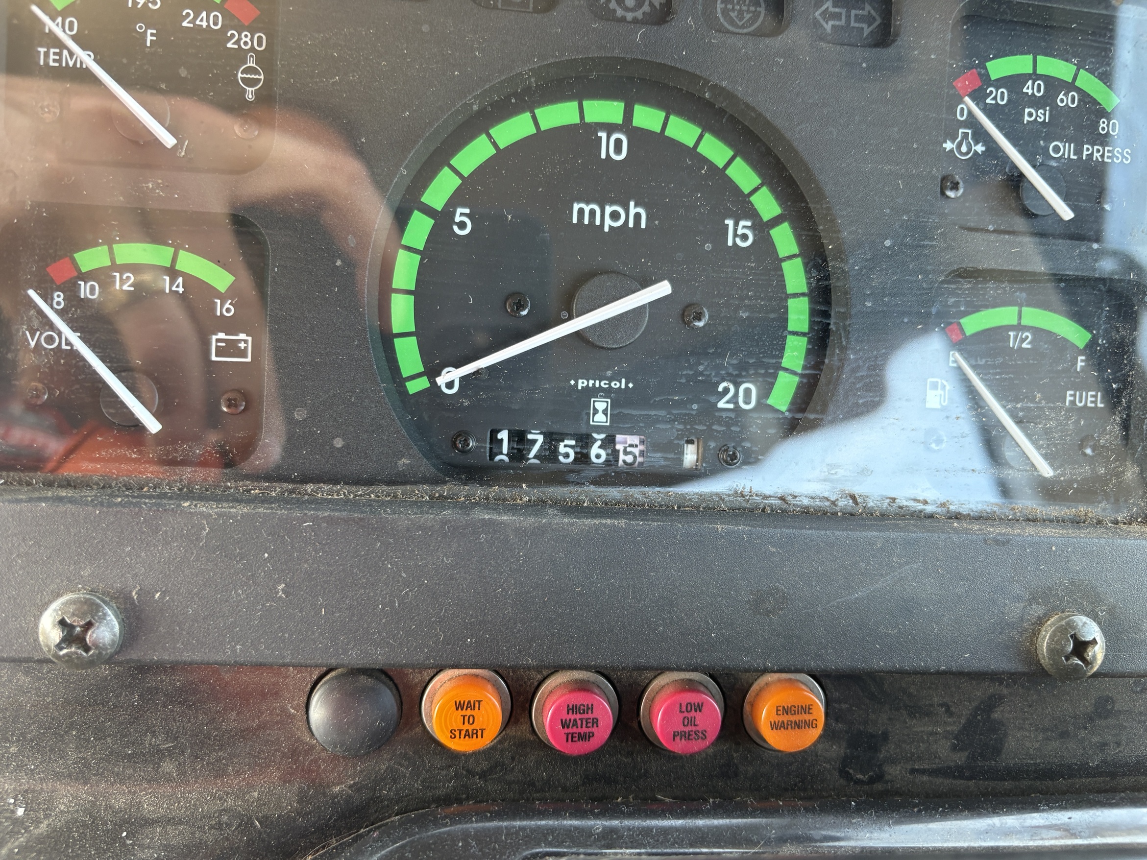 2010 AGCO Hesston 9435 Windrower