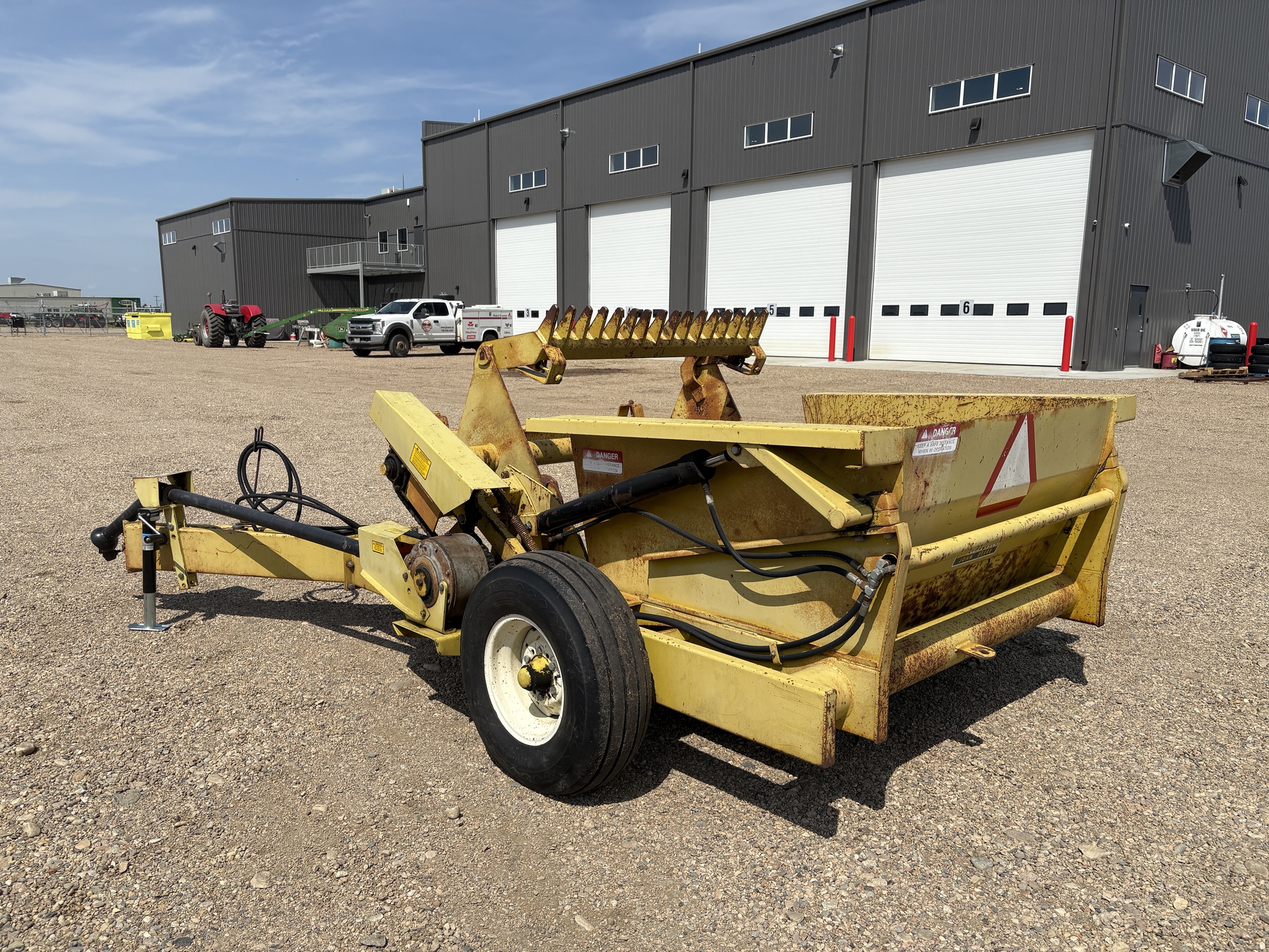 1984 Degelman R570S Rock Picker