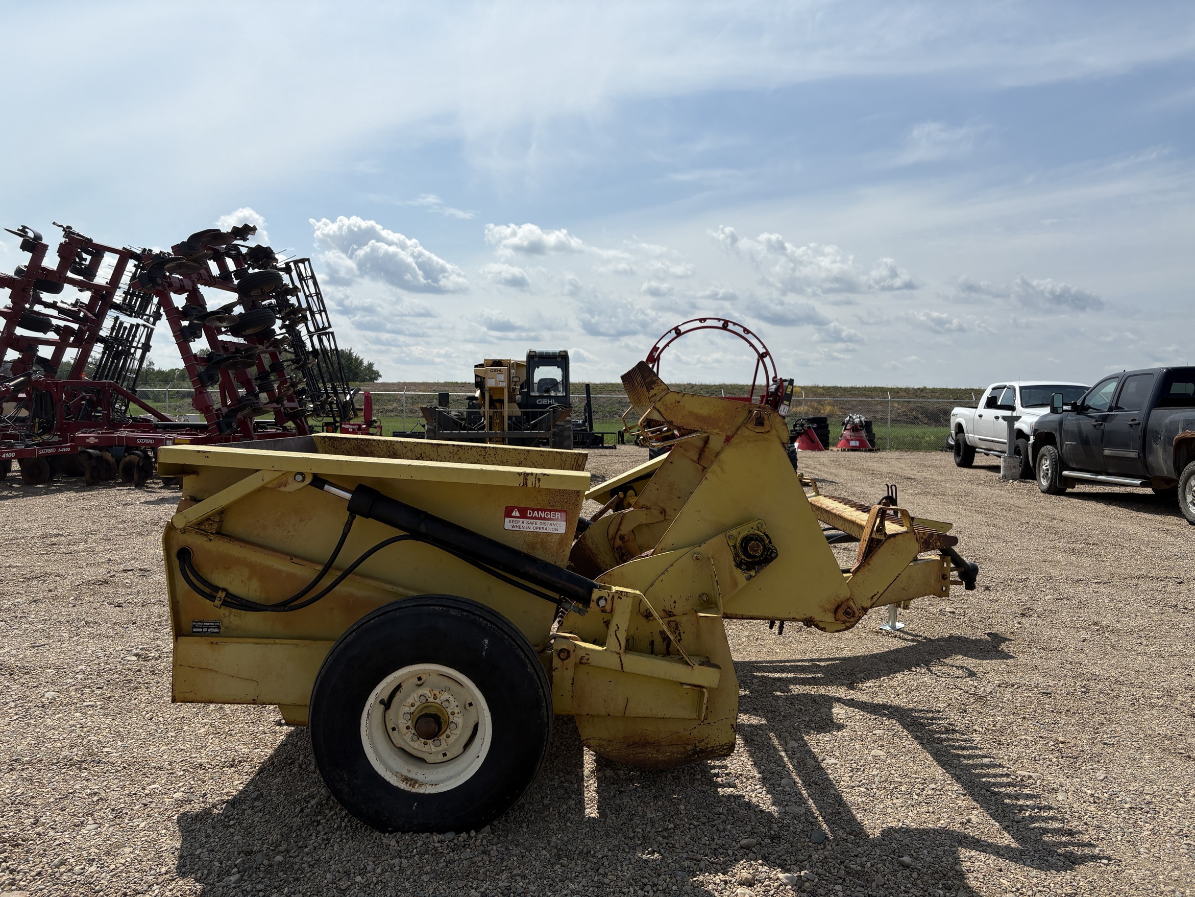 1984 Degelman R570S Rock Picker