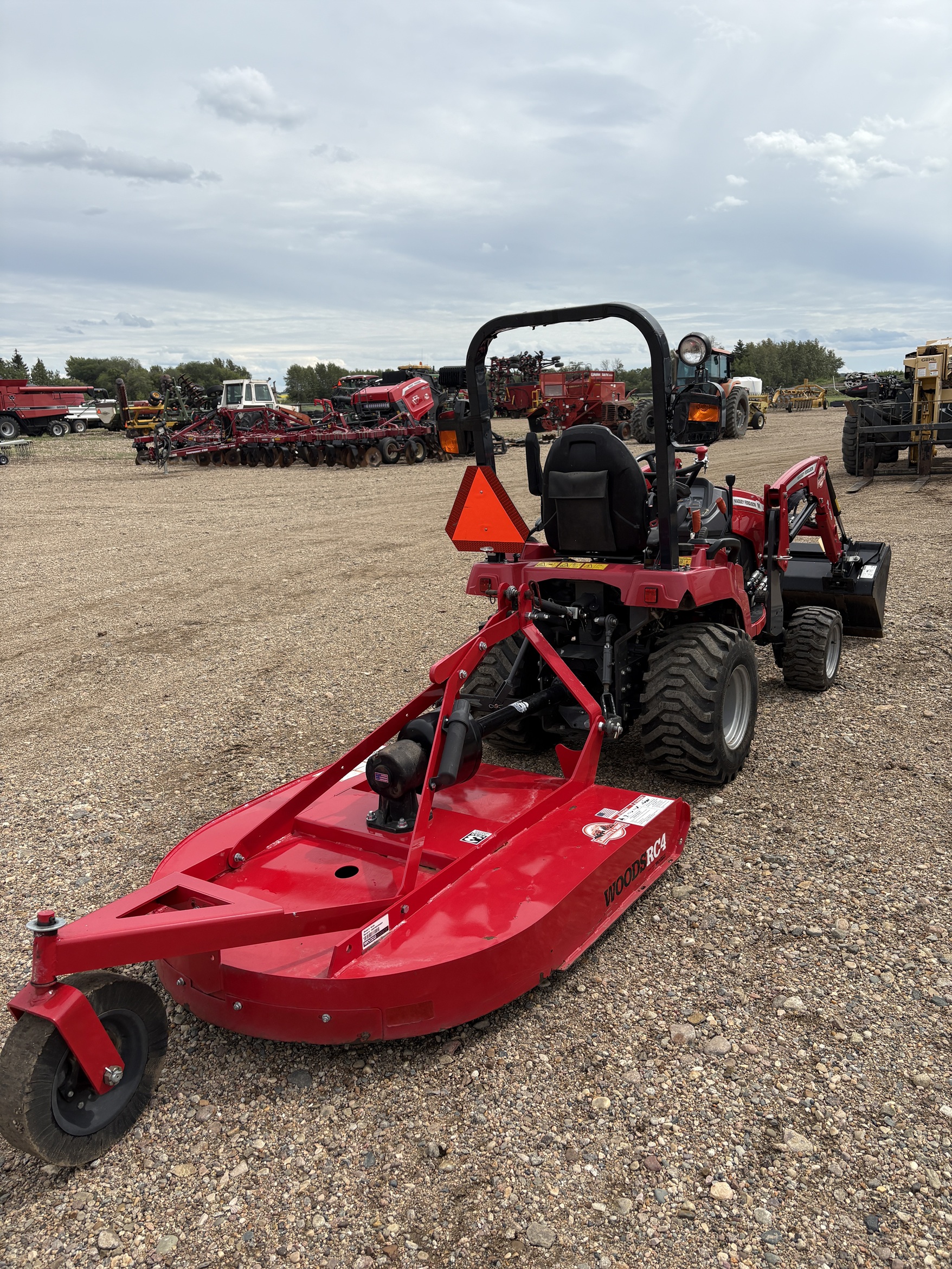 2021 Massey Ferguson GC1725M Tractor