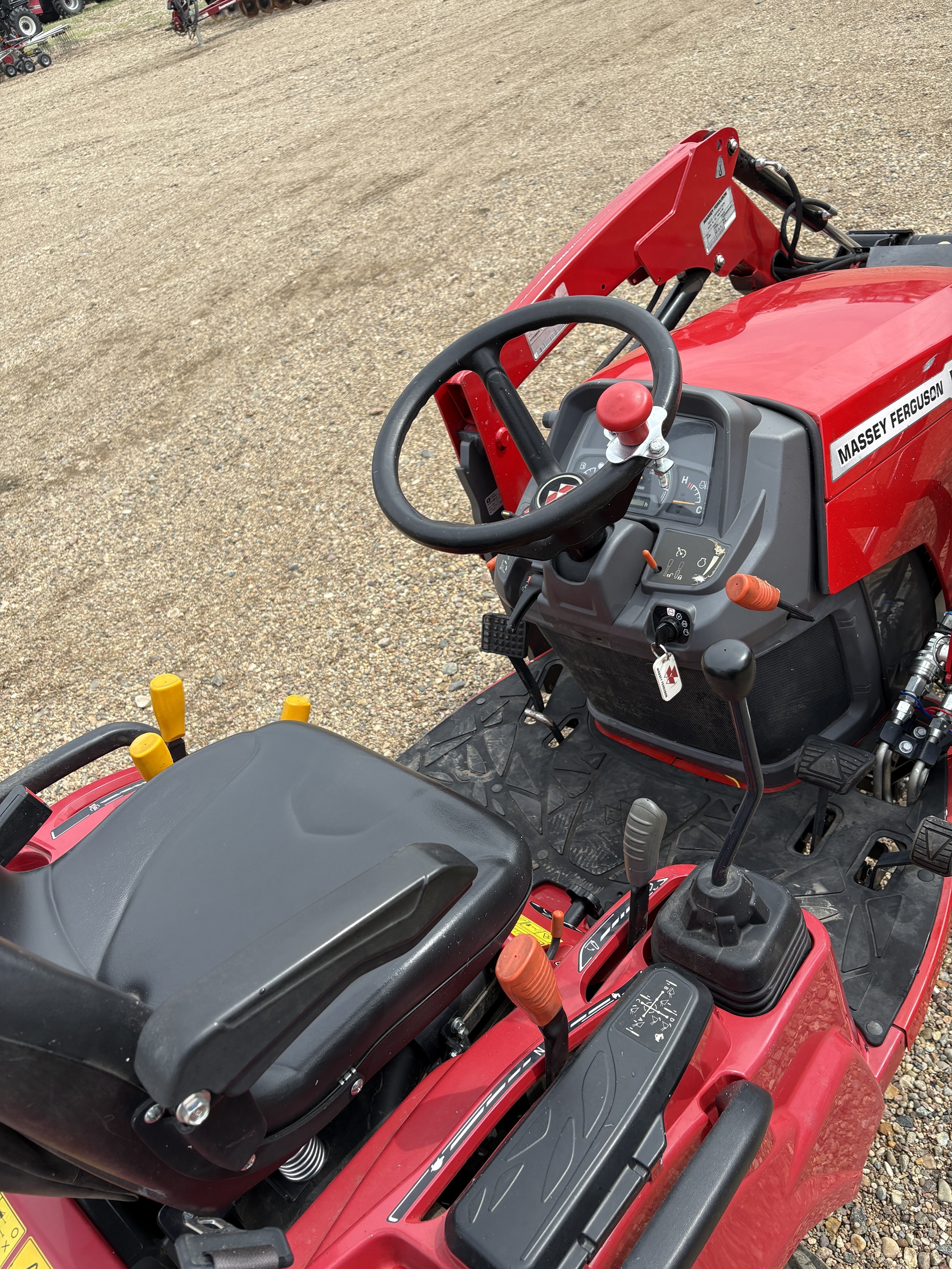 2021 Massey Ferguson GC1725M Tractor