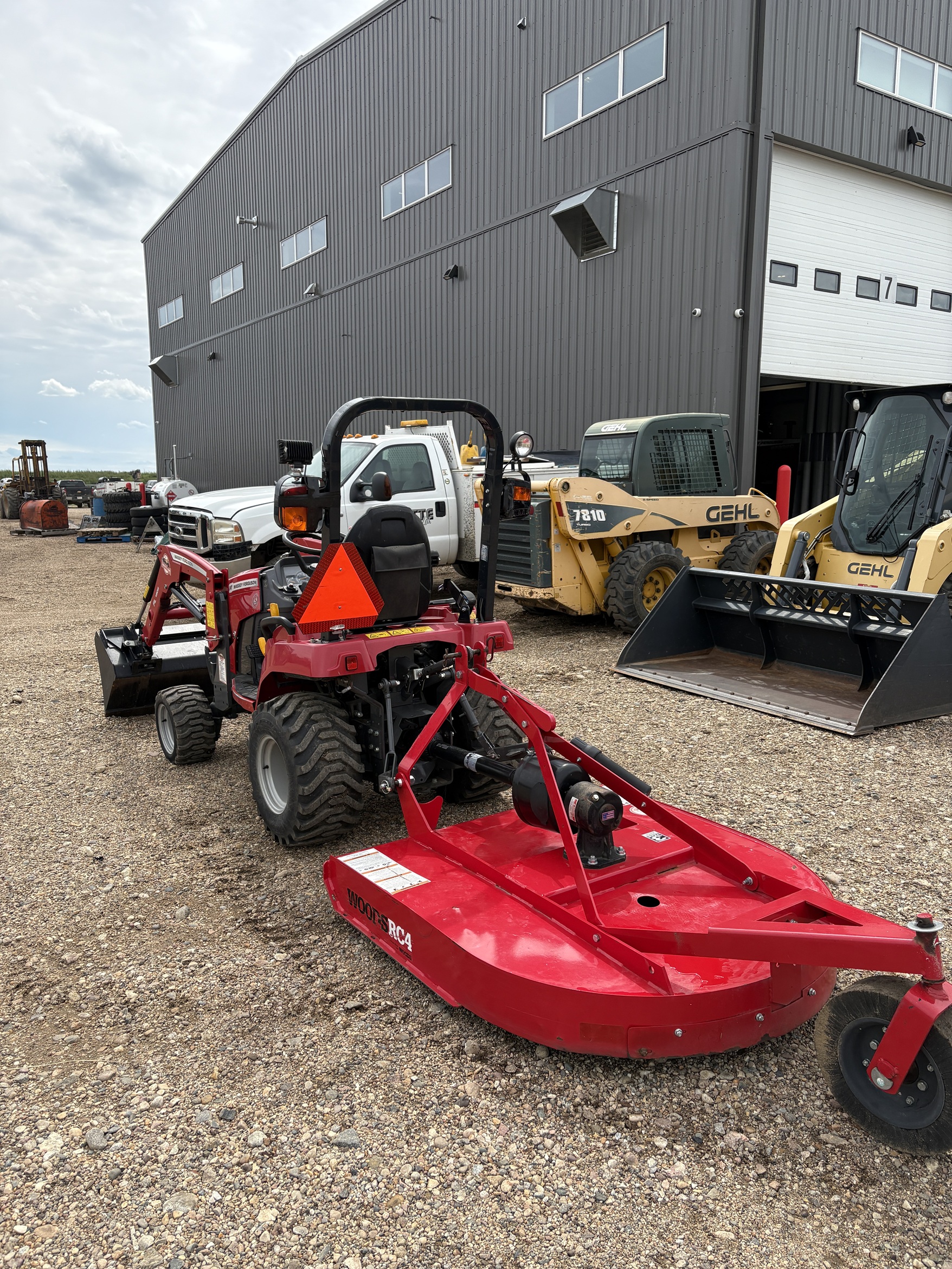 2021 Massey Ferguson GC1725M Tractor