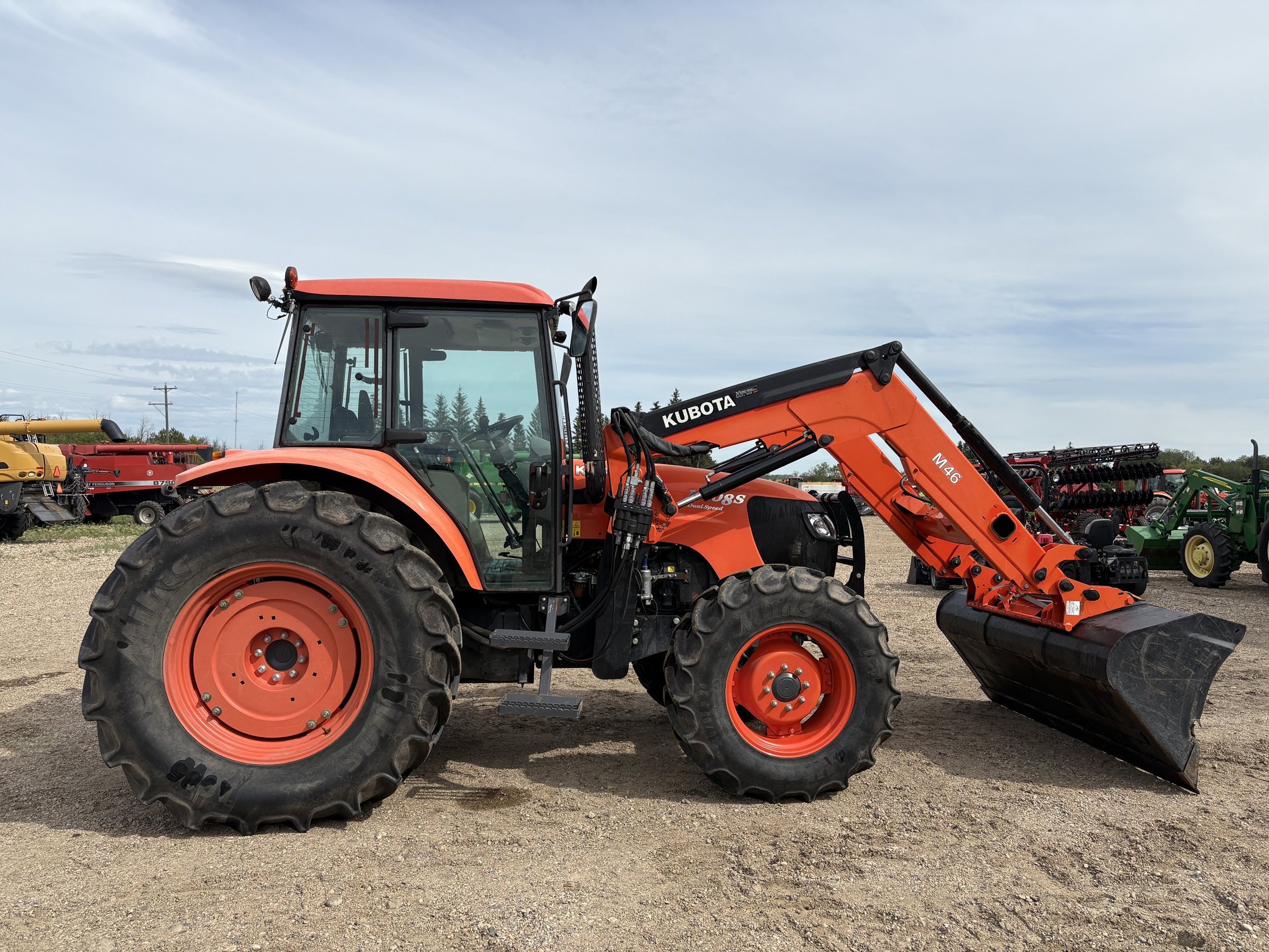 2016 Kubota M108 Tractor