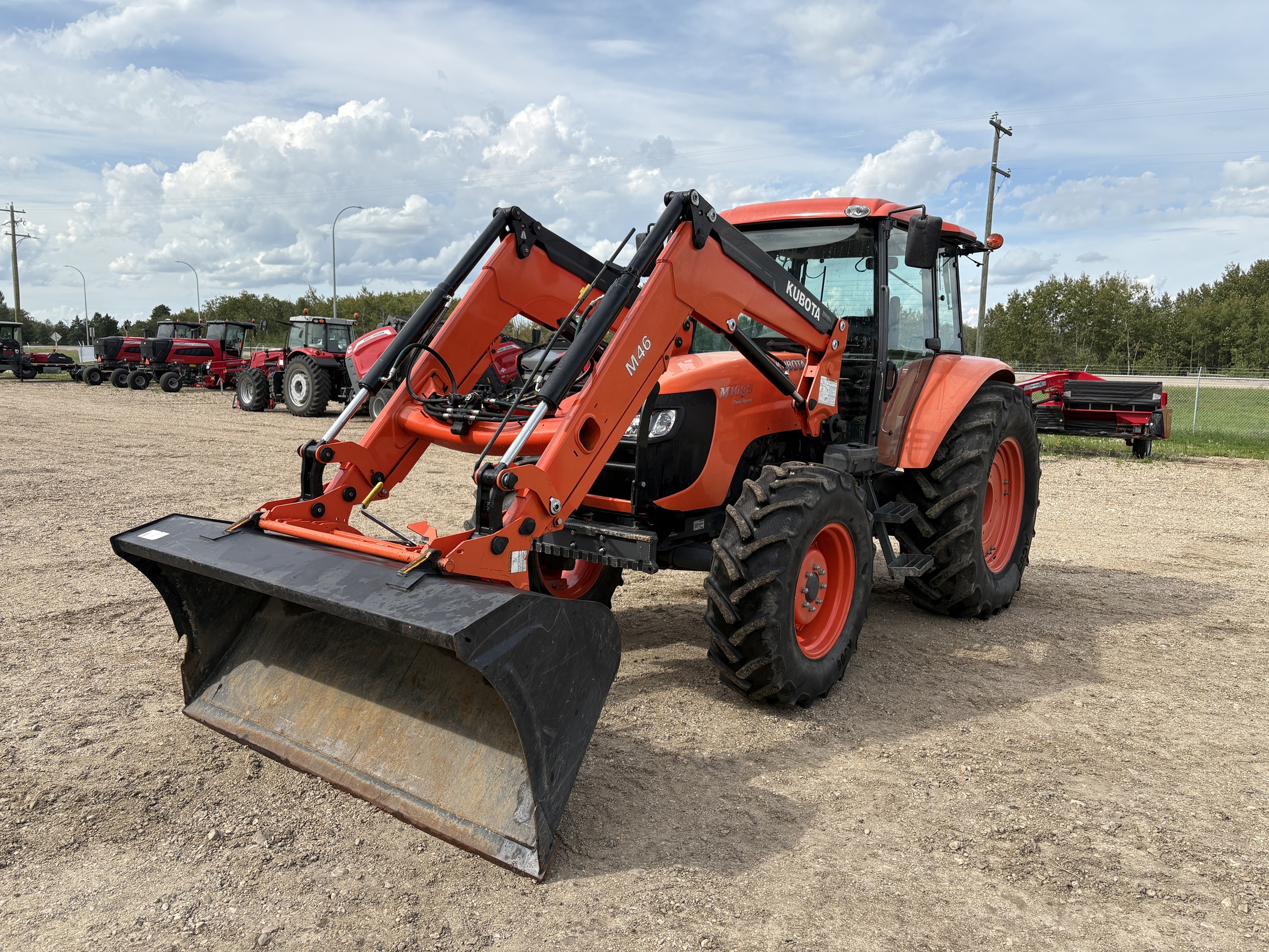 2016 Kubota M108 Tractor