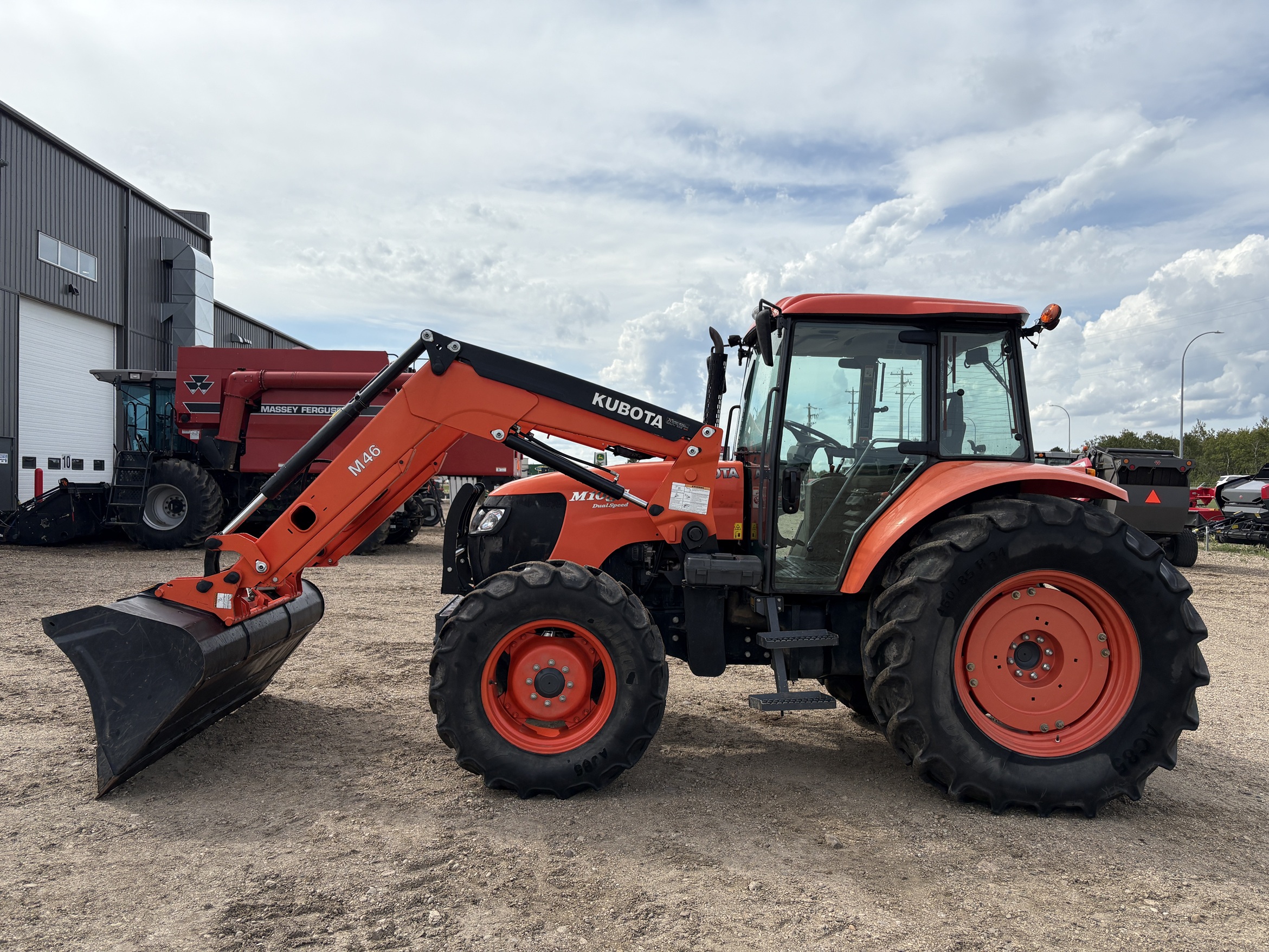 2016 Kubota M108 Tractor