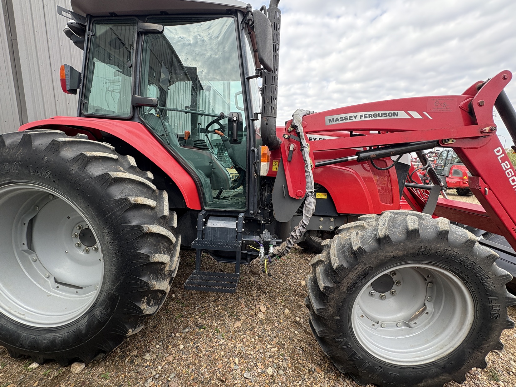2014 Massey Ferguson 4610 Tractor