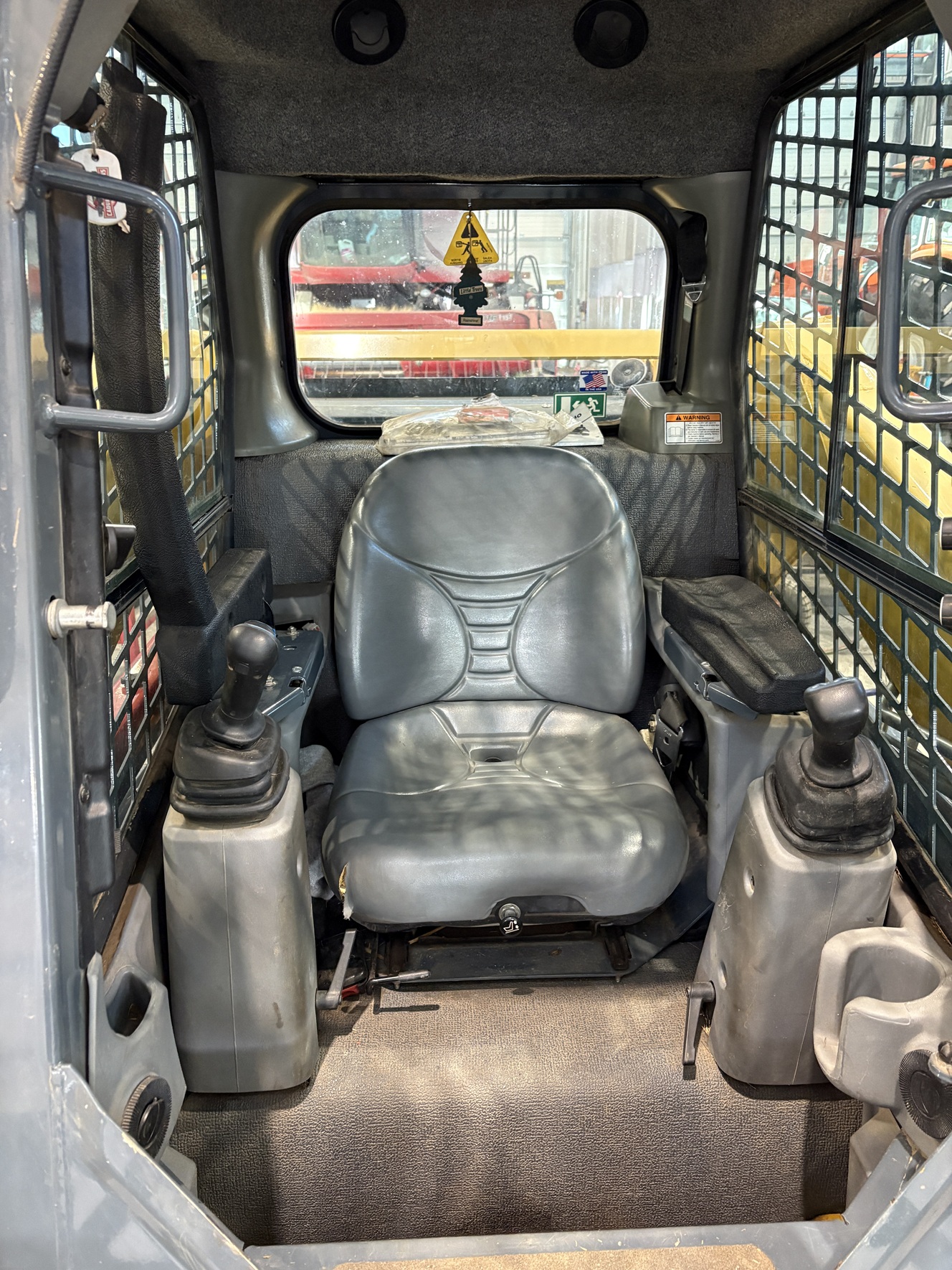 2015 Gehl V270 Skid Steer Loader