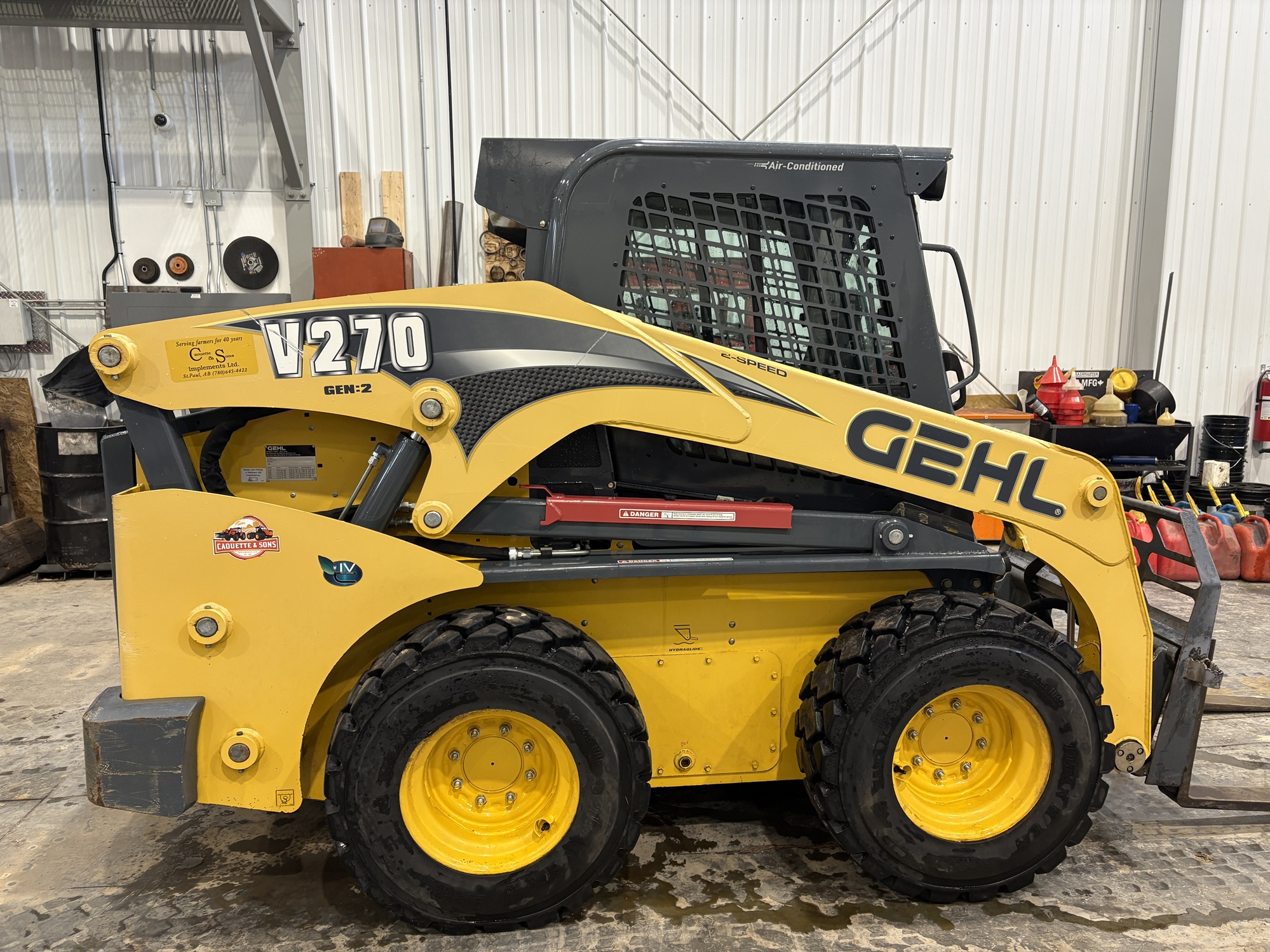 2015 Gehl V270 Skid Steer Loader