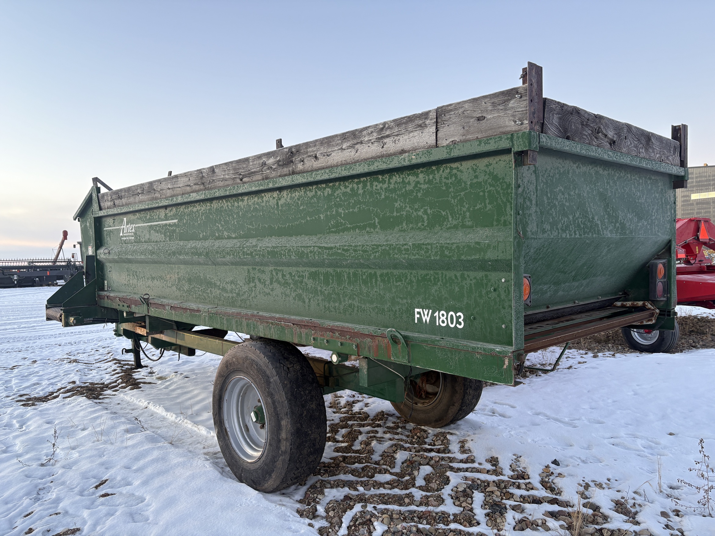 2002 Artex FW1803 Feed Wagon