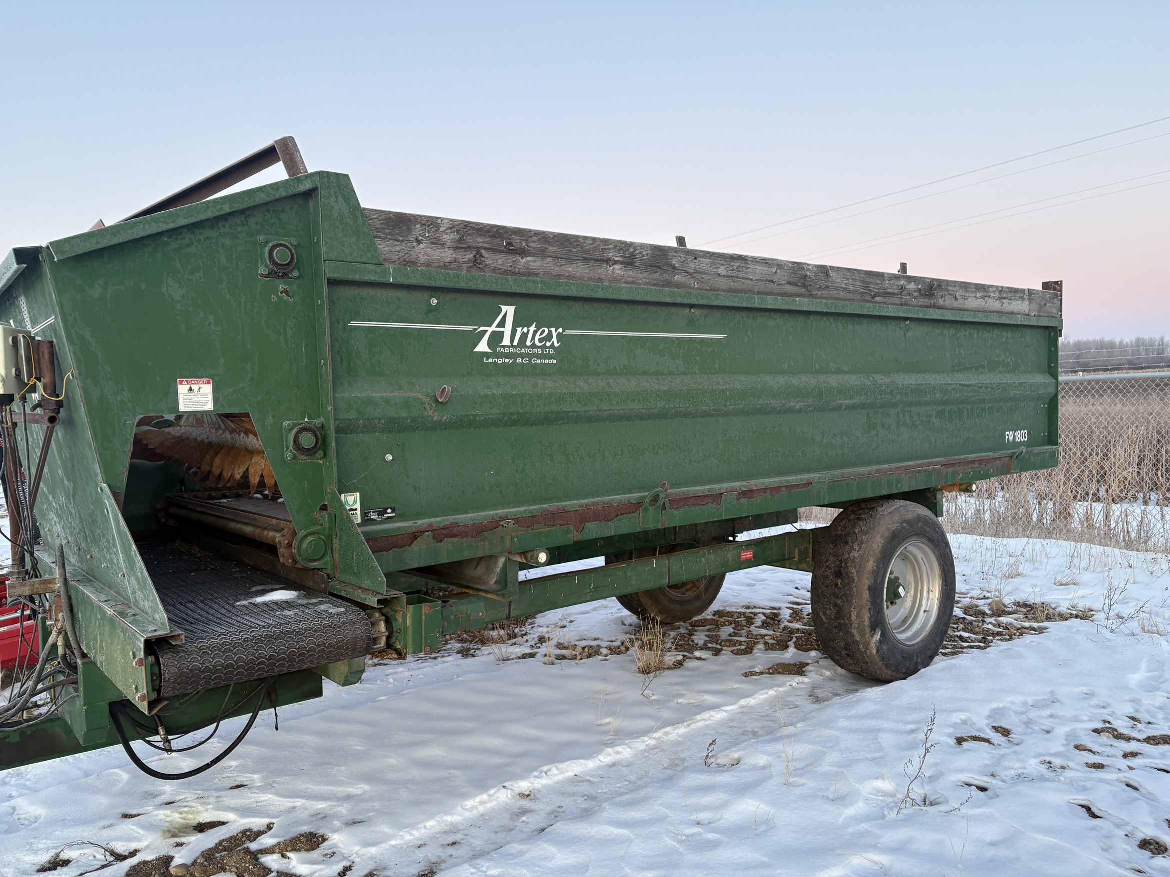 2002 Artex FW1803 Feed Wagon