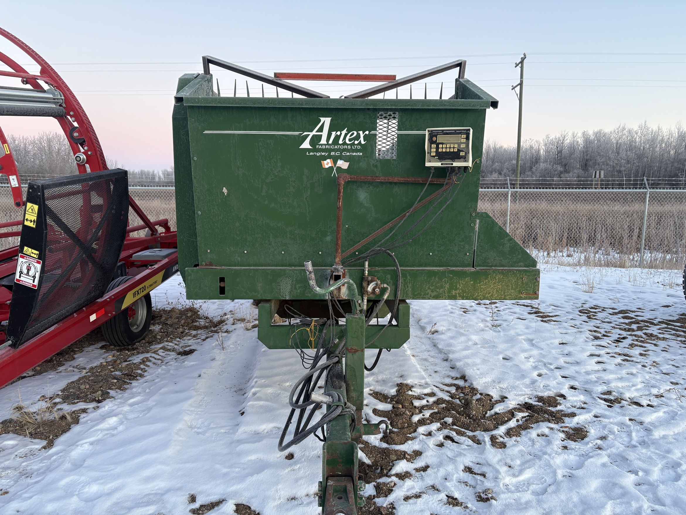 2002 Artex FW1803 Feed Wagon