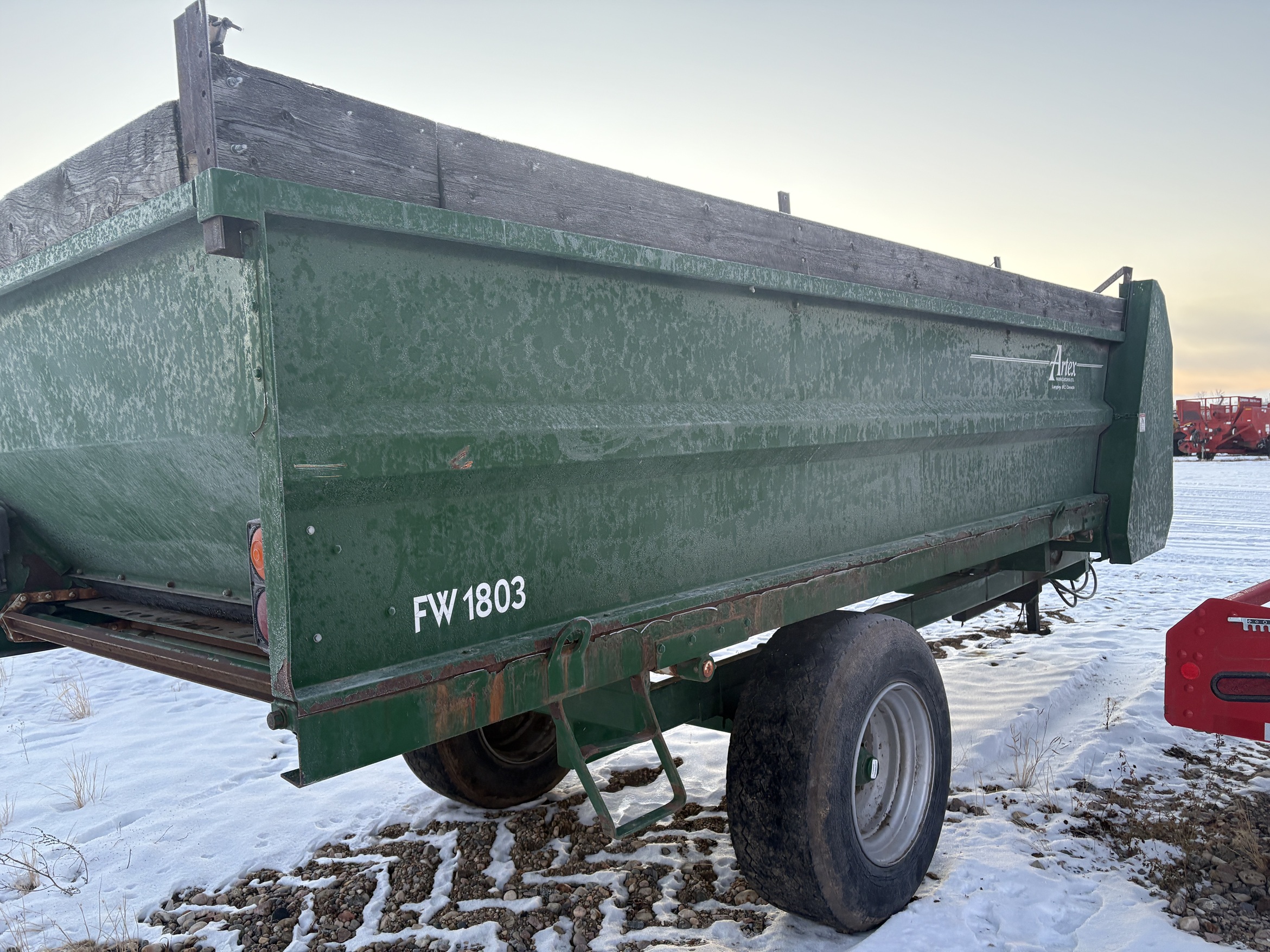 2002 Artex FW1803 Feed Wagon