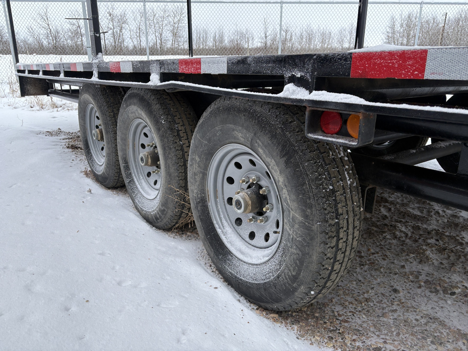 2024 Monarch Industries 30x3x8000 Trailer