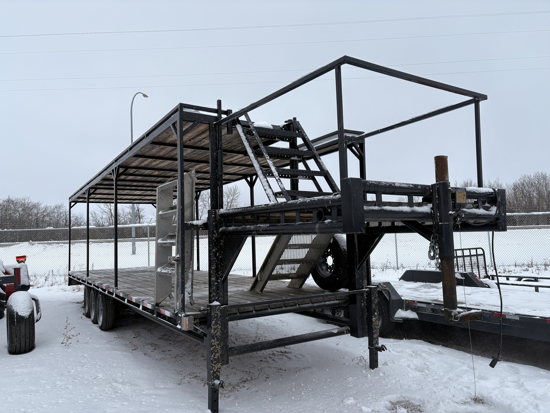 2024 Monarch Industries 30x3x8000 Trailer