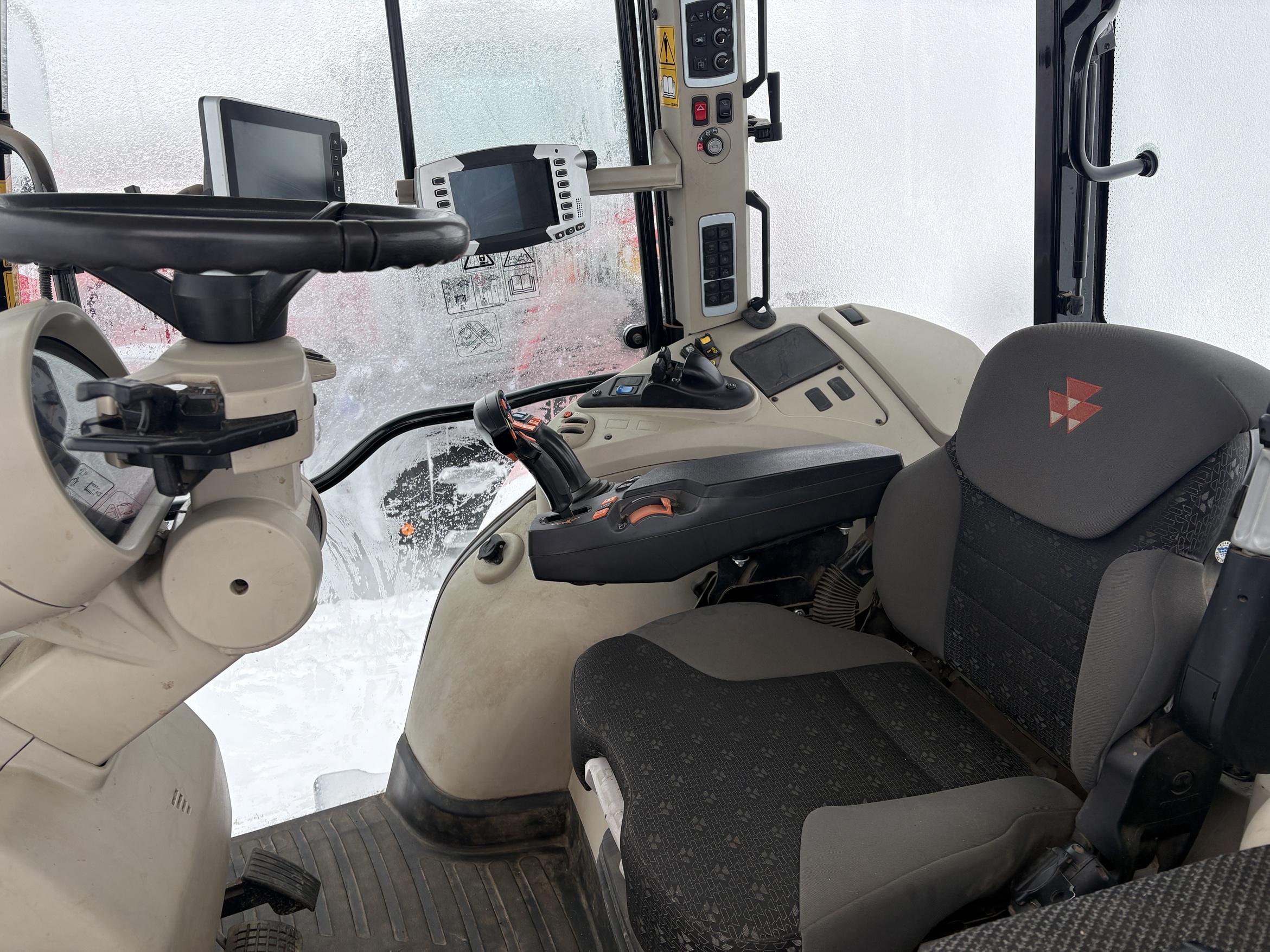 2022 Massey Ferguson 7718S Tractor