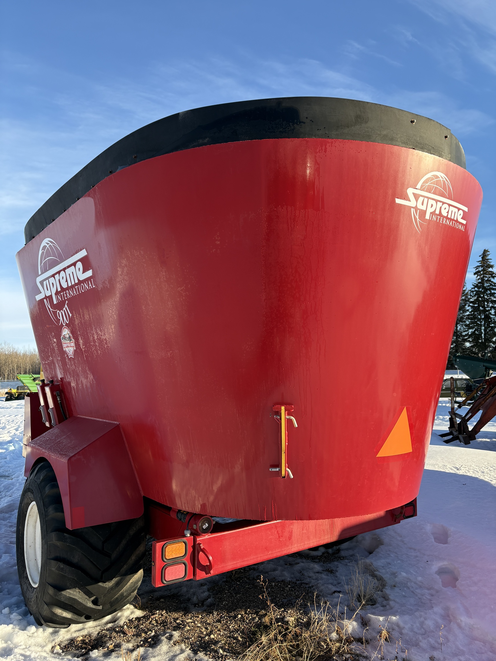 2020 Supreme 900T TMR Mixer
