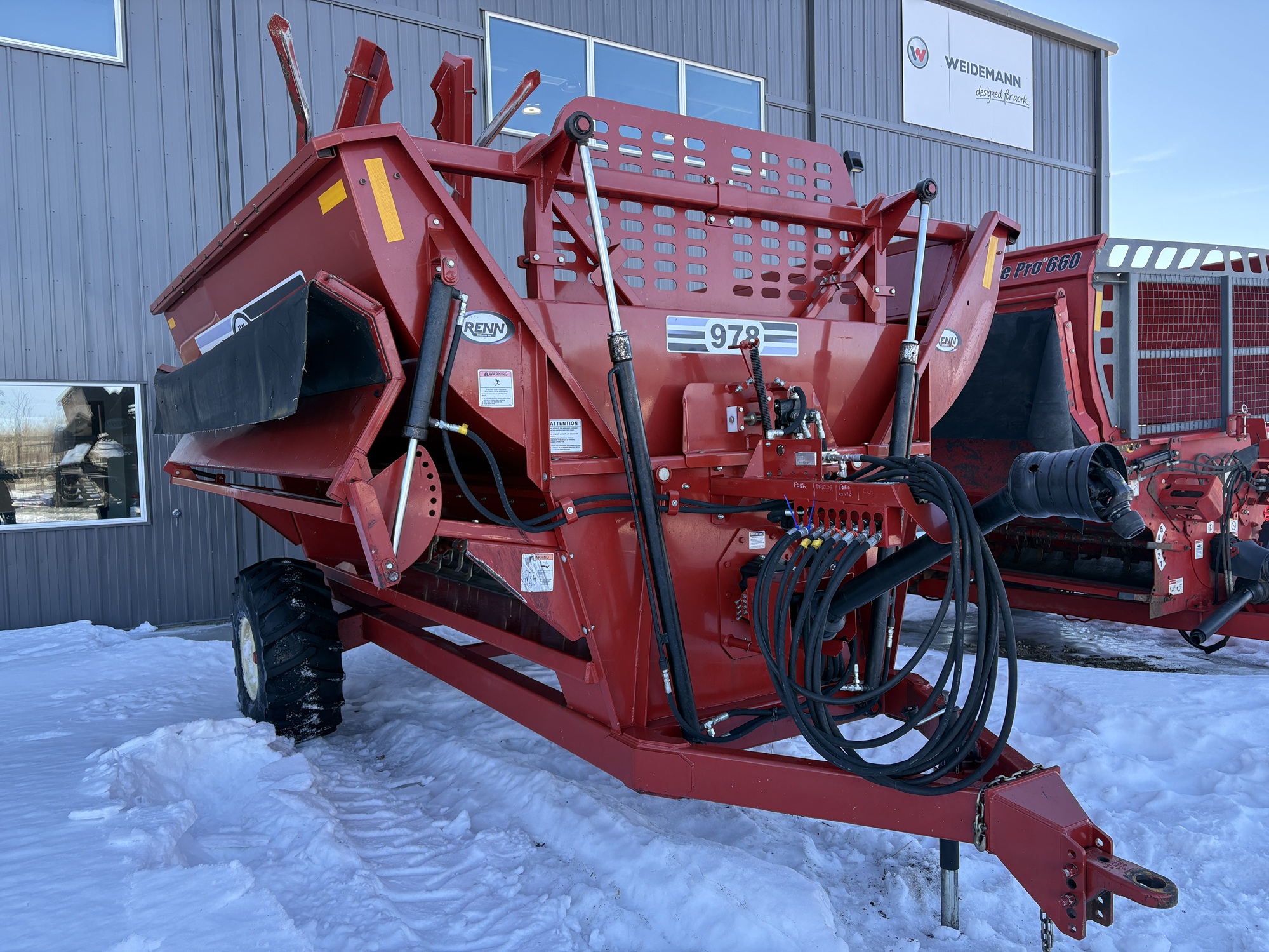 2017 Jiffy 978 Bale Processor