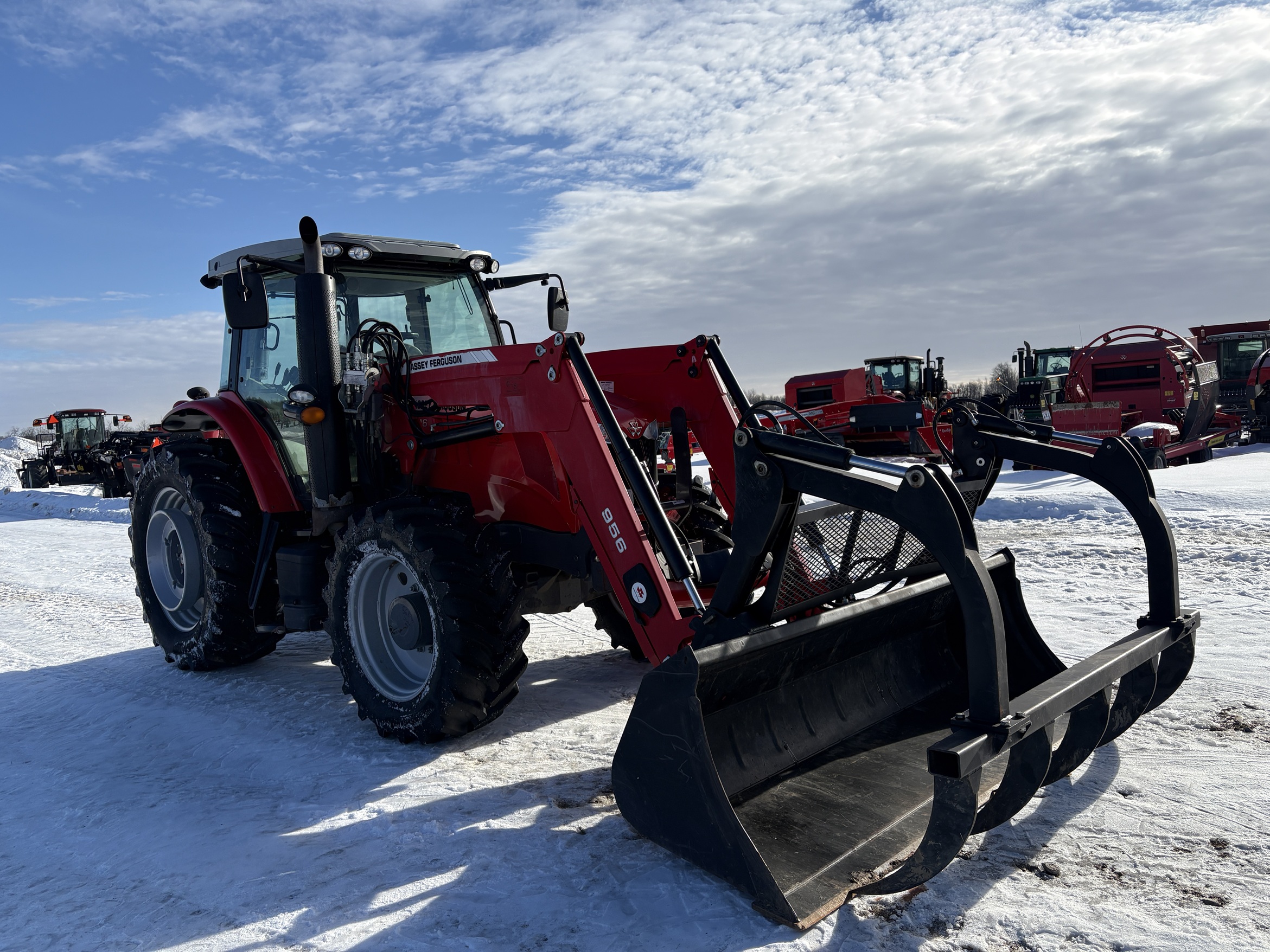 2014 Massey Ferguson 6616 Classic Tractor