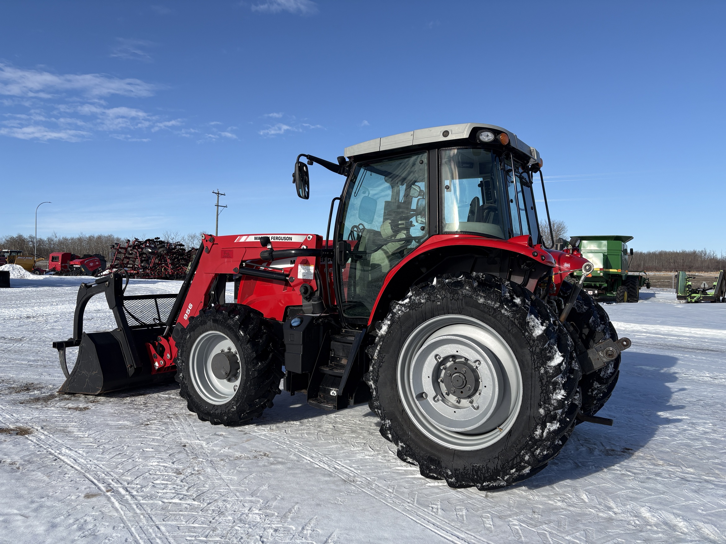 2014 Massey Ferguson 6616 Classic Tractor