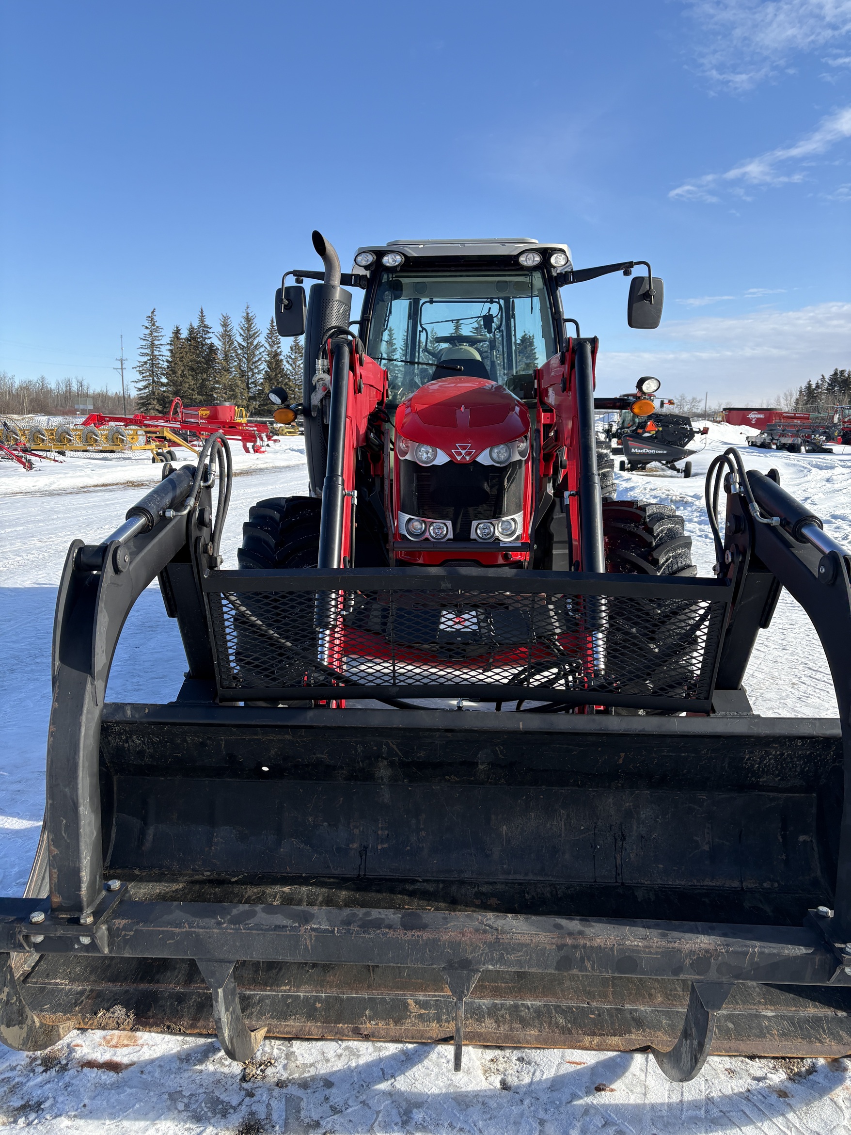 2014 Massey Ferguson 6616 Classic Tractor