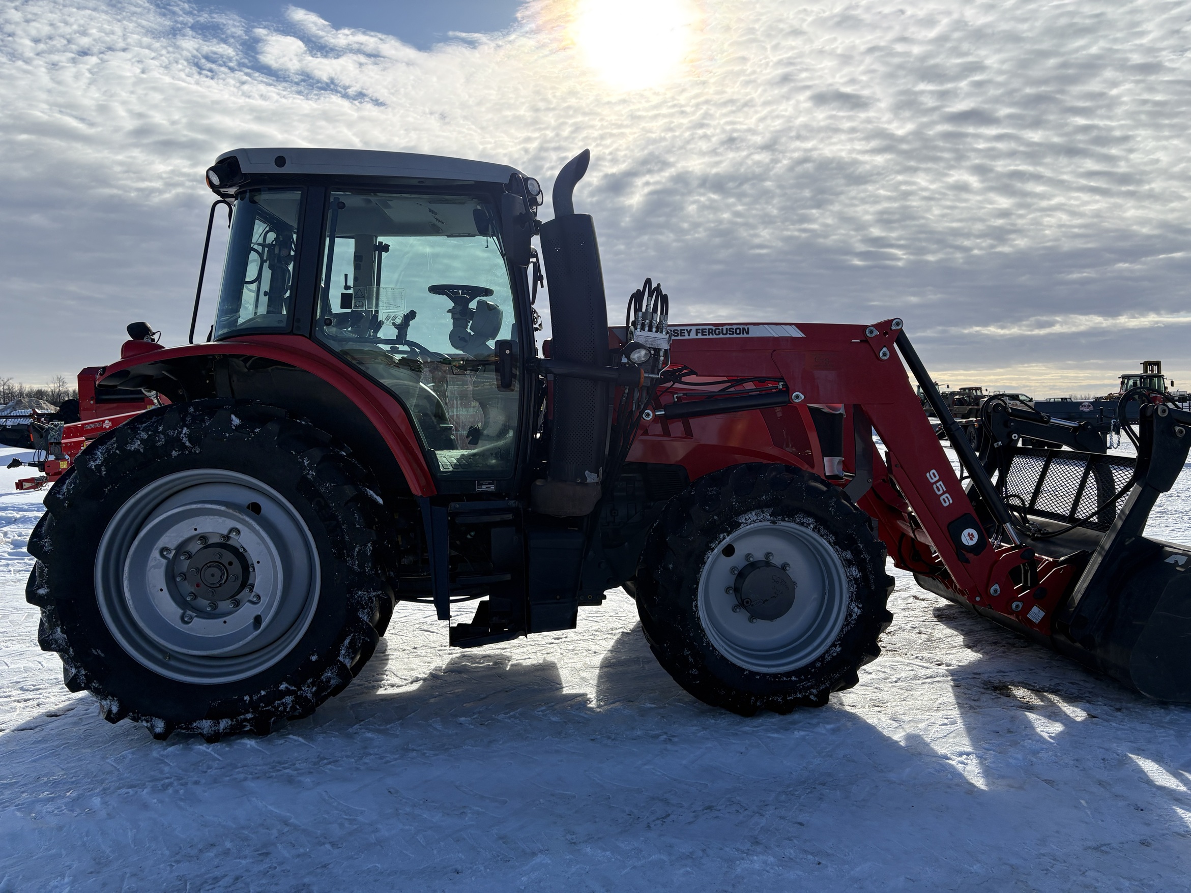 2014 Massey Ferguson 6616 Classic Tractor