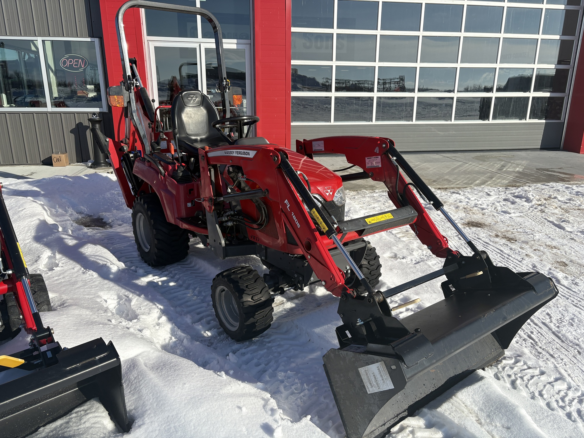 2021 Massey Ferguson GC1723EB Tractor