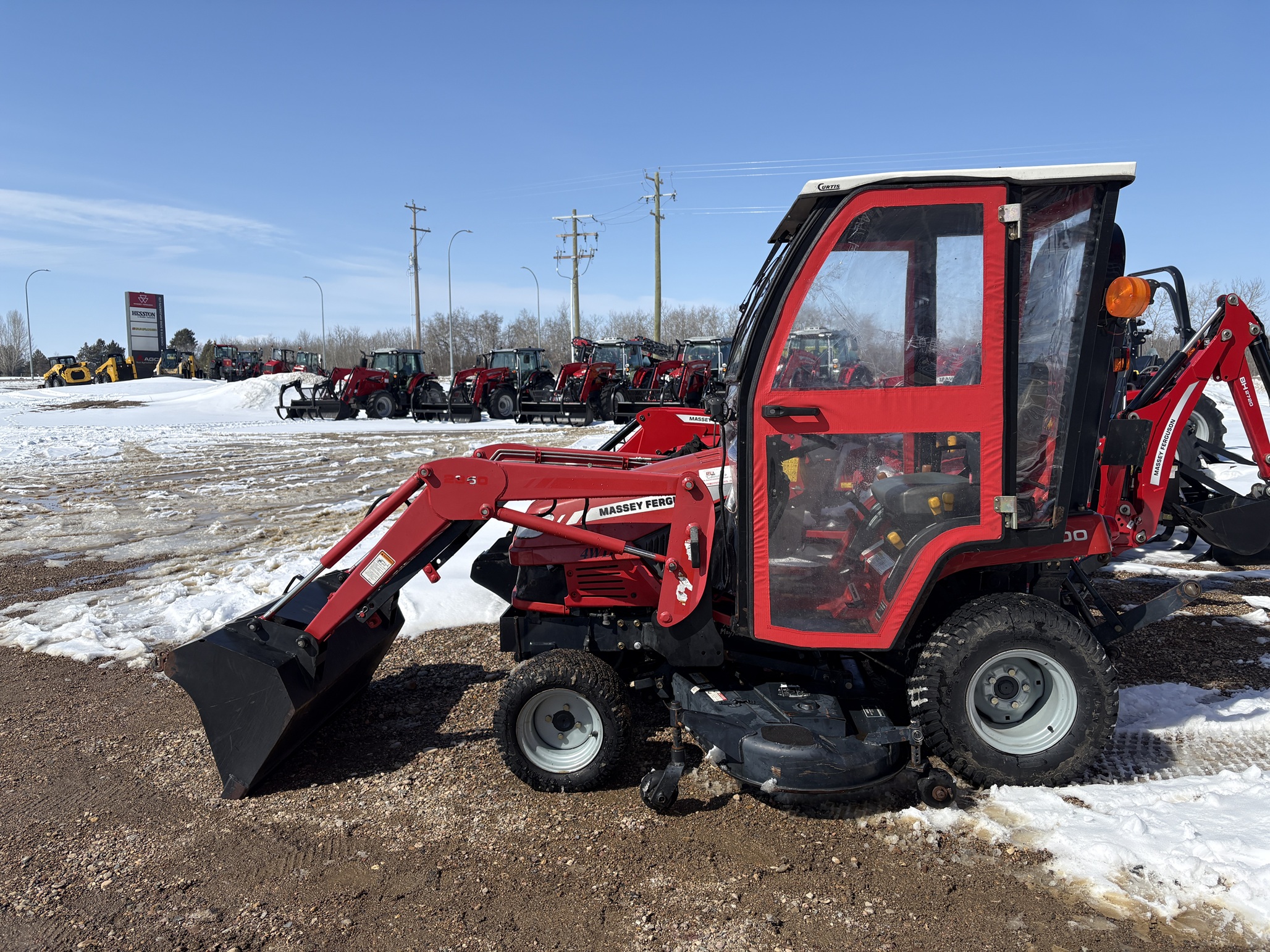 2007 Massey Ferguson GC2300 Tractor