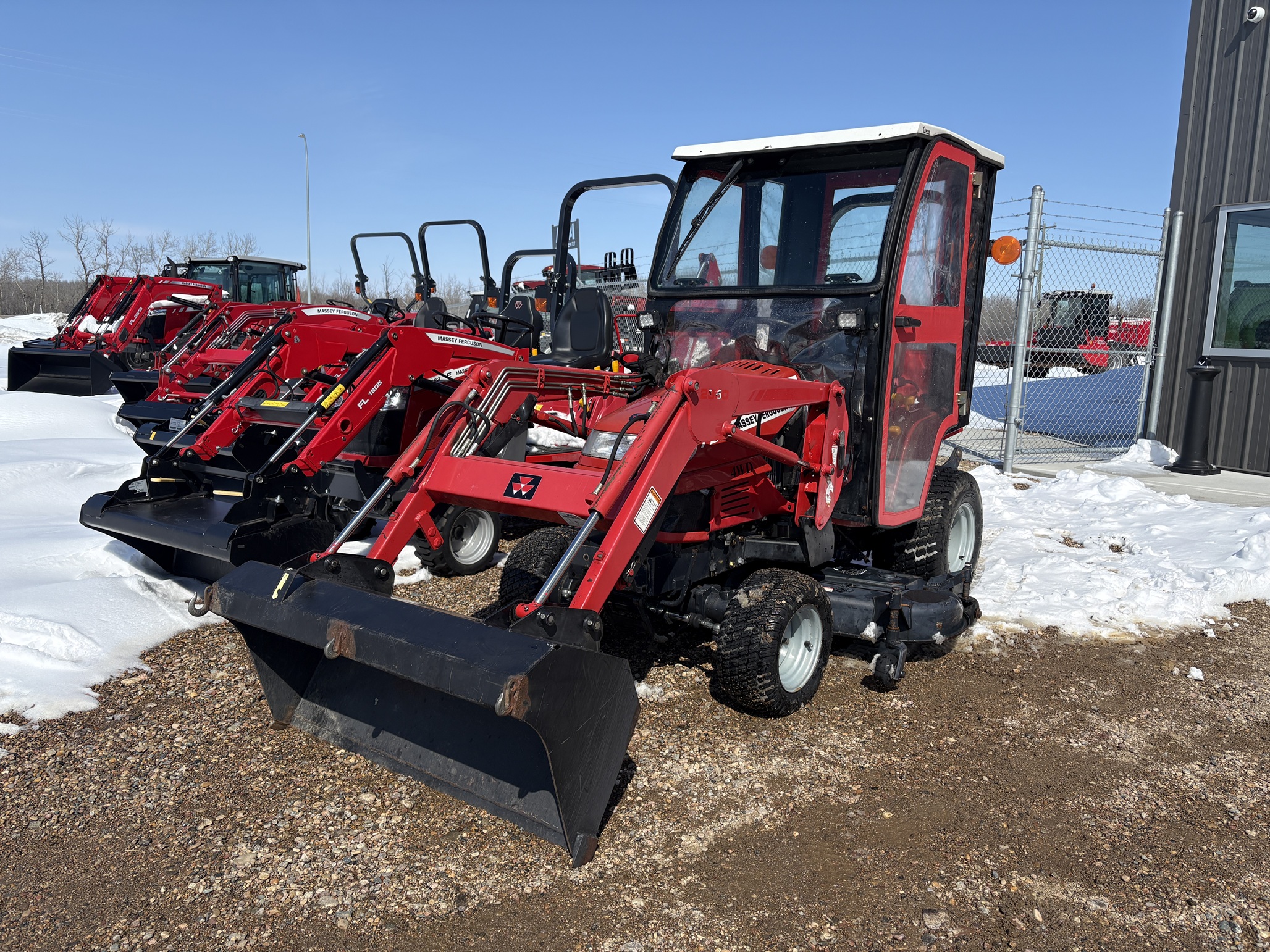 2007 Massey Ferguson GC2300 Tractor