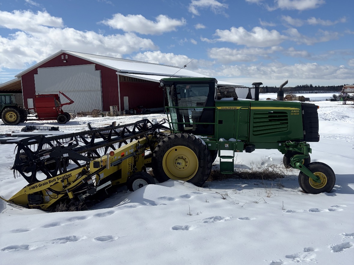 2012 John Deere A400 Windrower