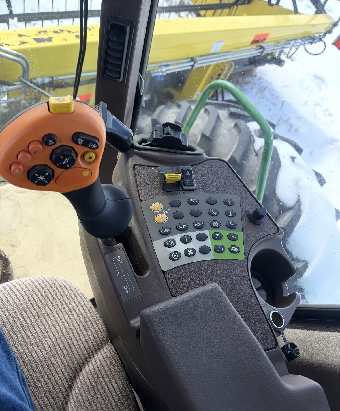2012 John Deere A400 Windrower