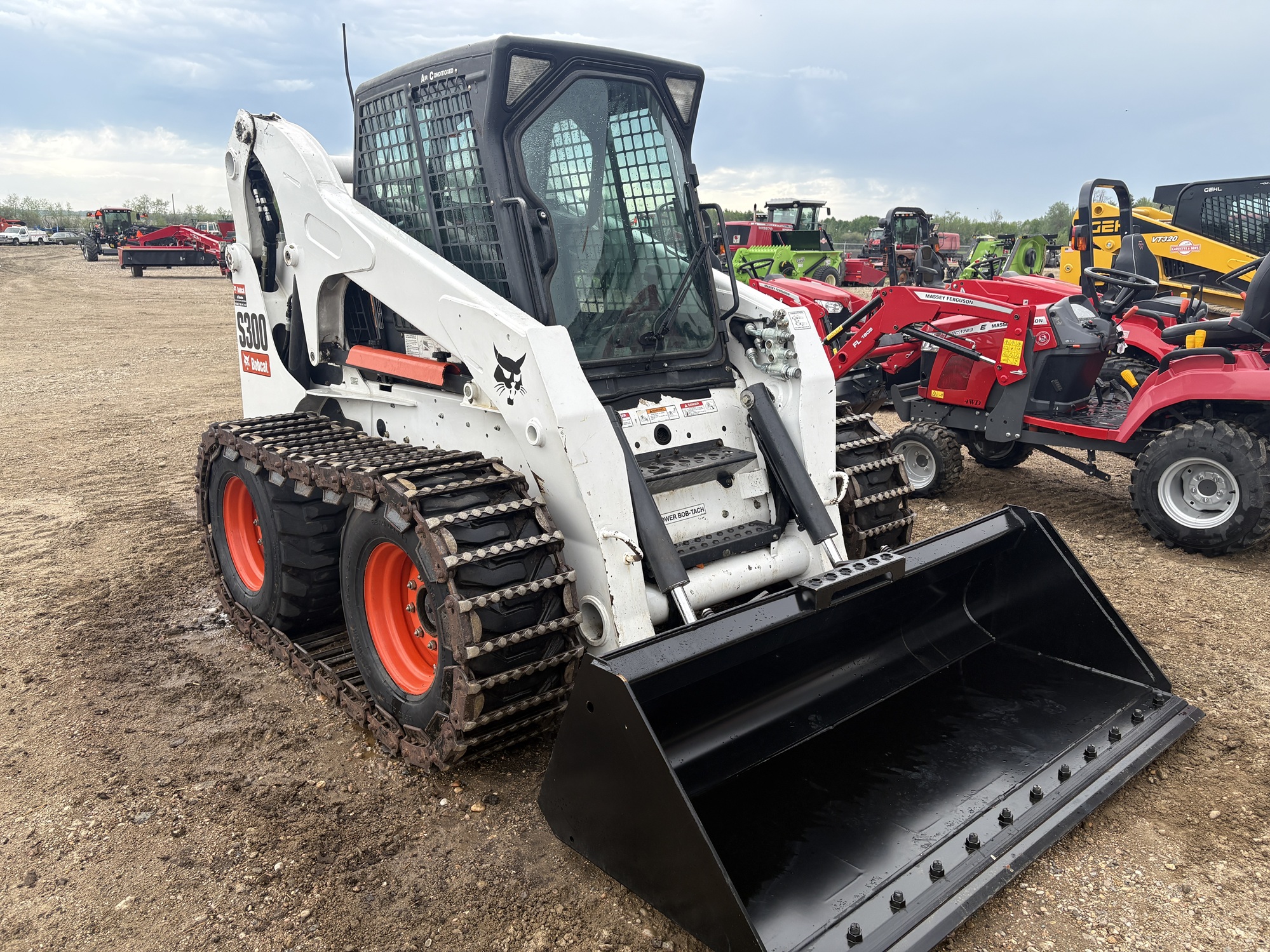 2009 Bobcat S300 Skid Steer Loader