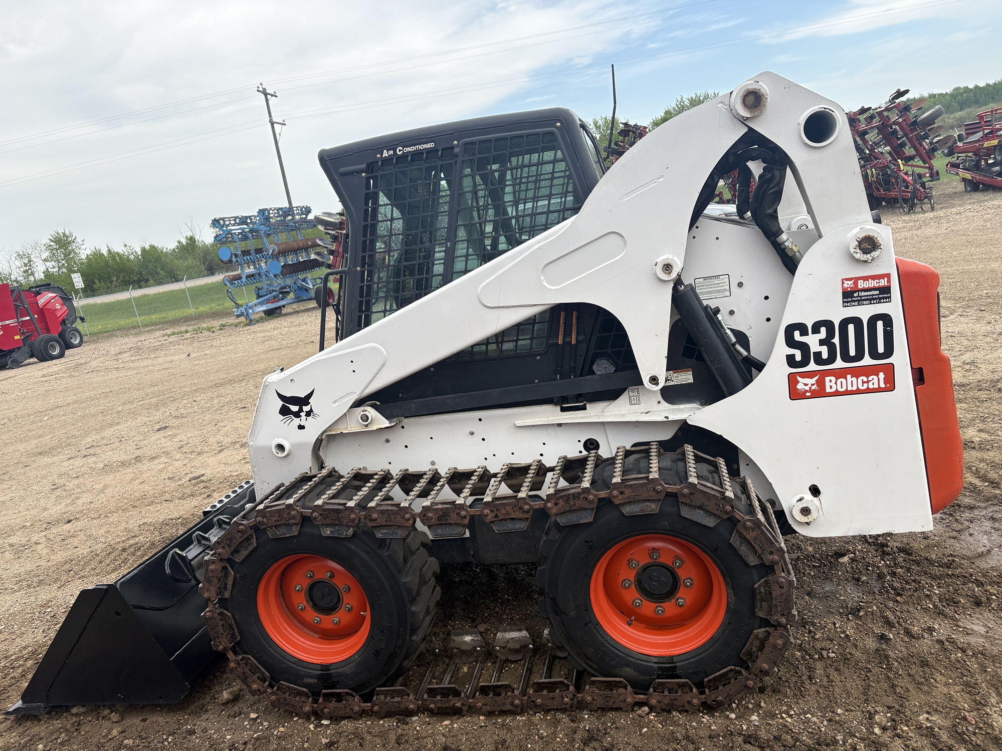 2009 Bobcat S300 Skid Steer Loader