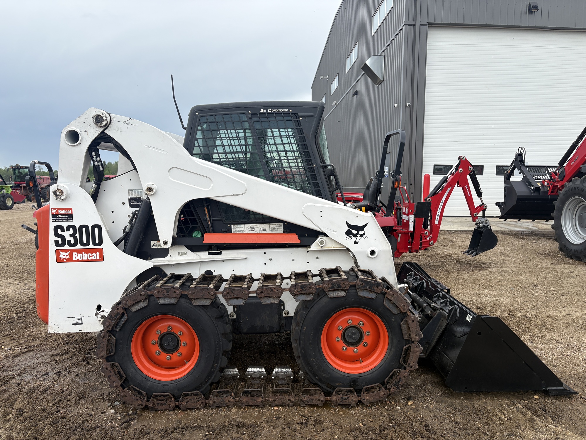 2009 Bobcat S300 Skid Steer Loader