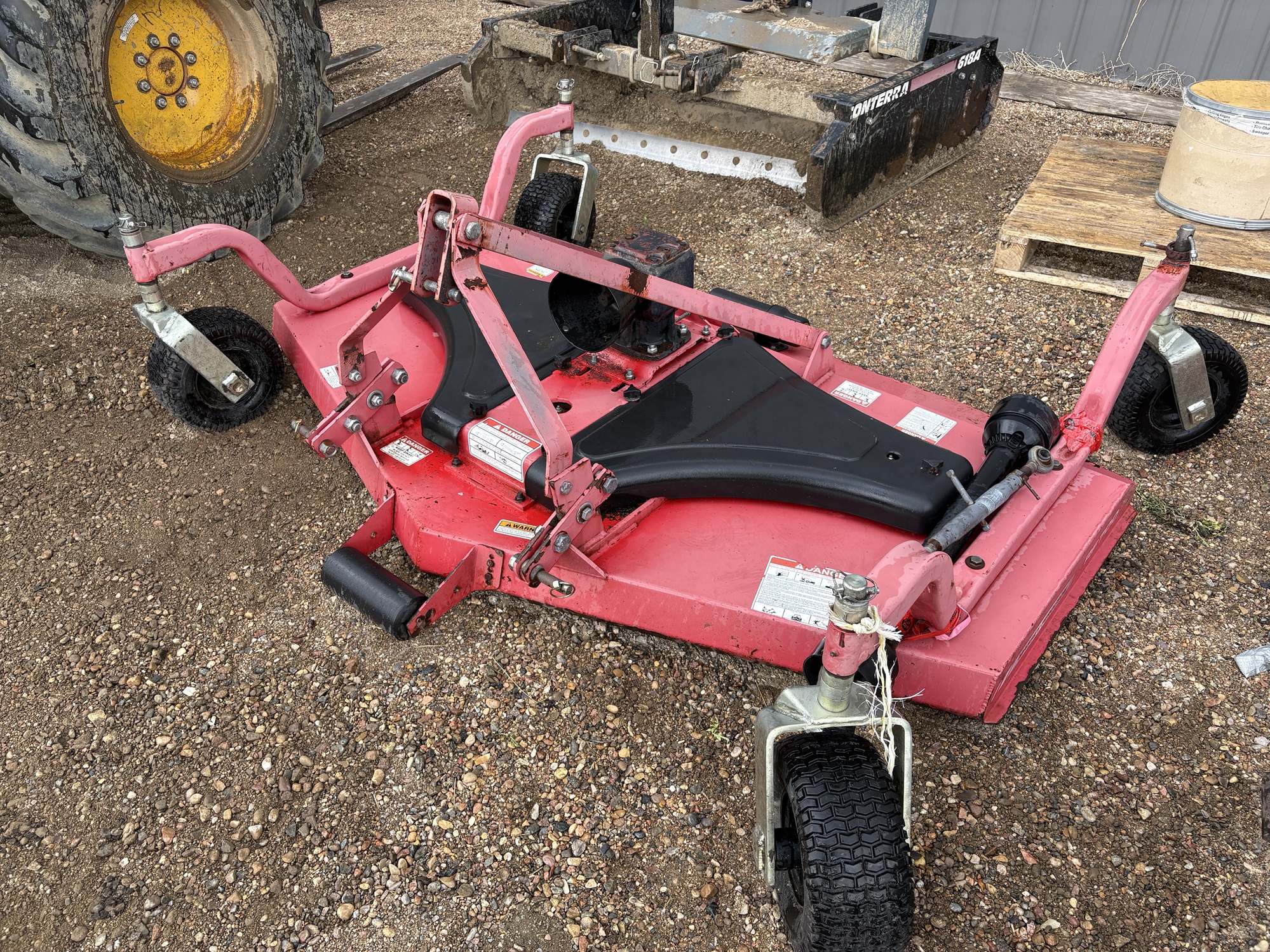 2016 Massey Ferguson 1754 Tractor