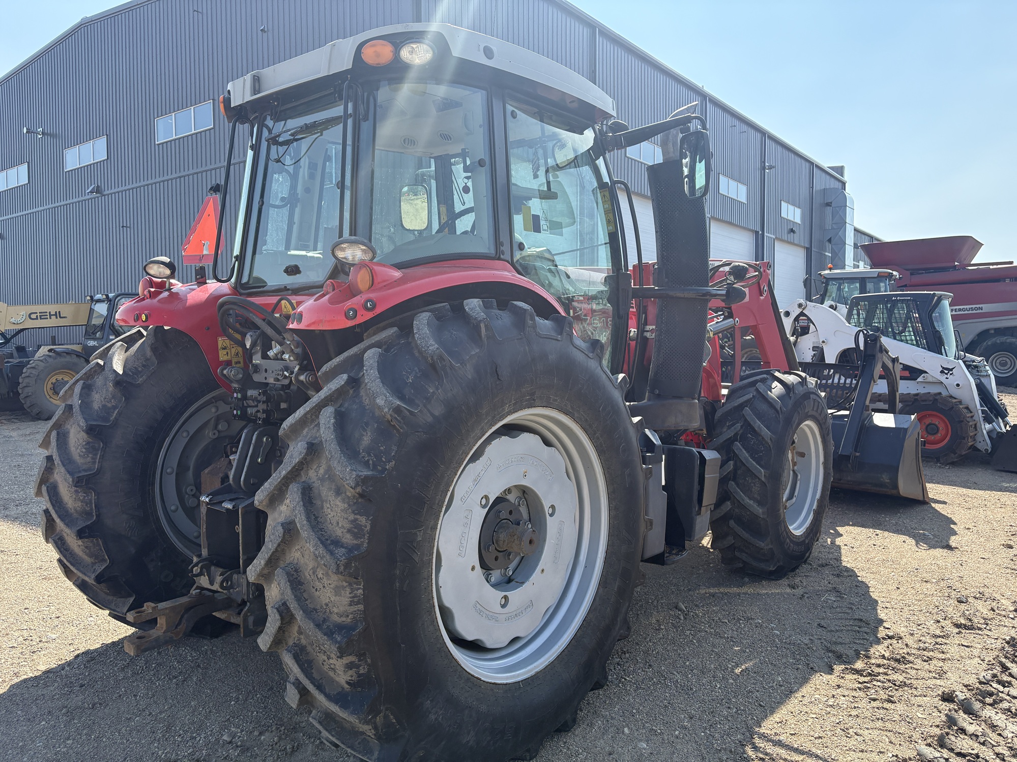 2013 Massey Ferguson 7618 Deluxe Tractor