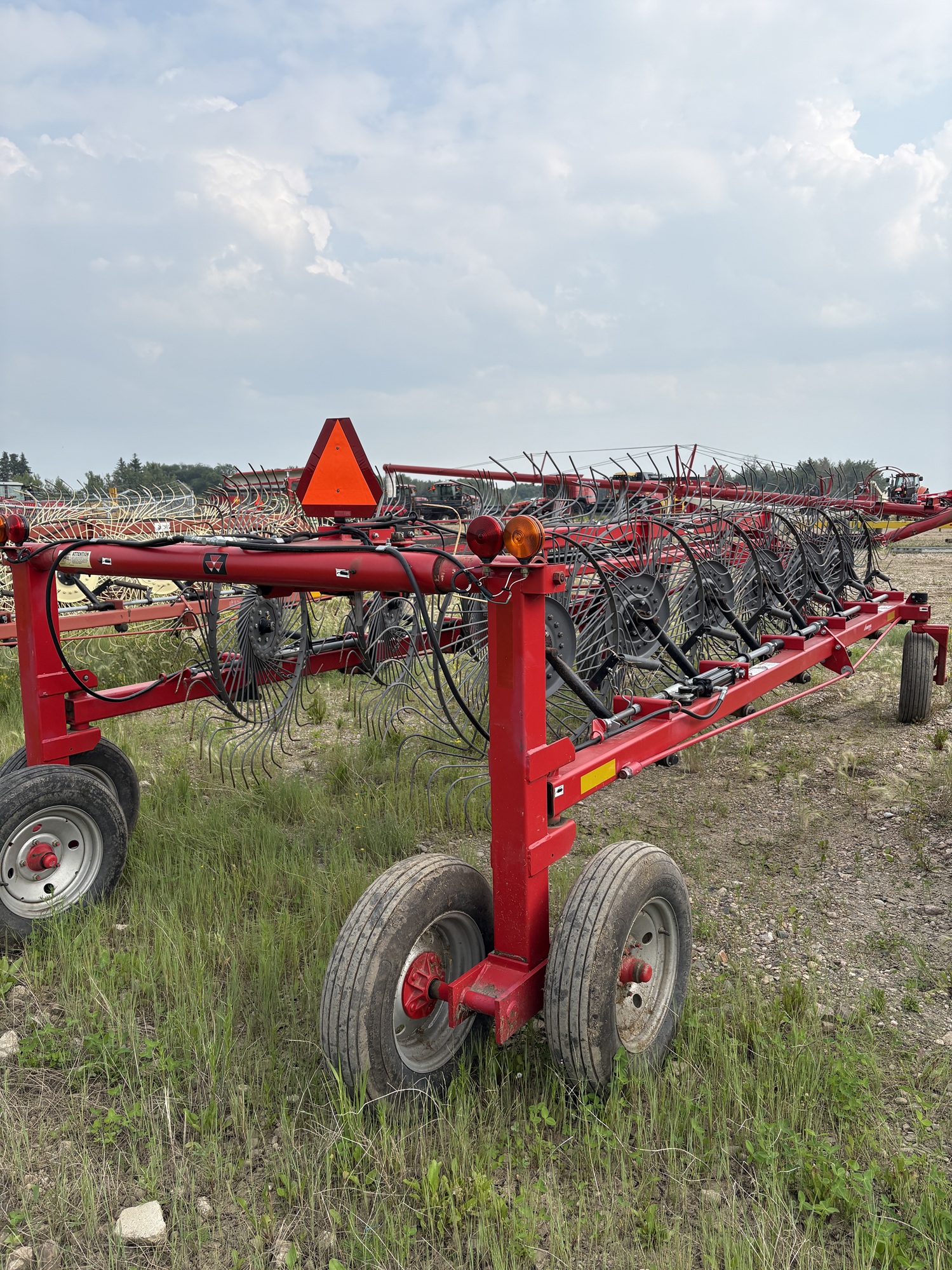 2015 Massey Ferguson 3983 Rake