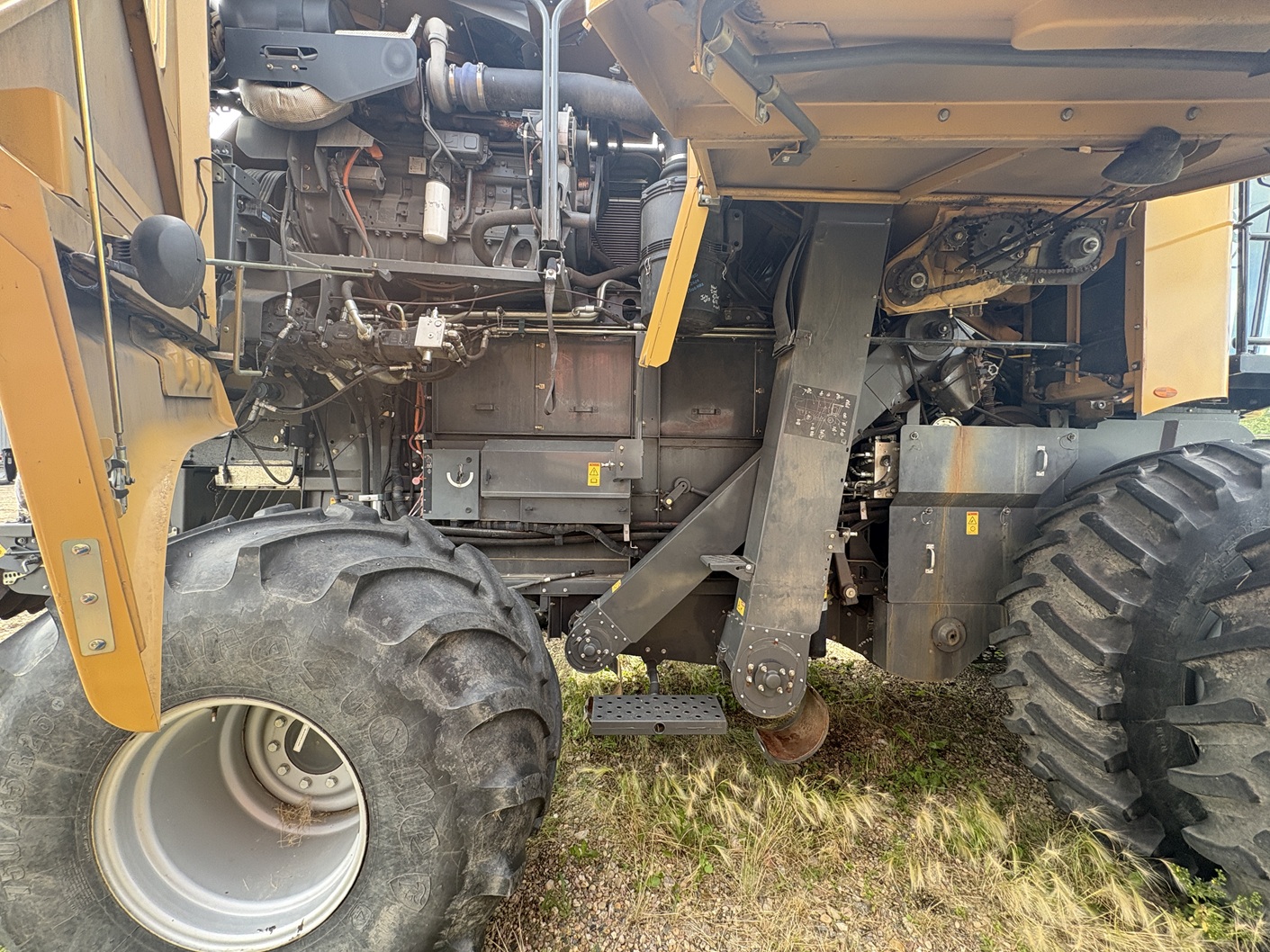 2014 Challenger 560C Combine
