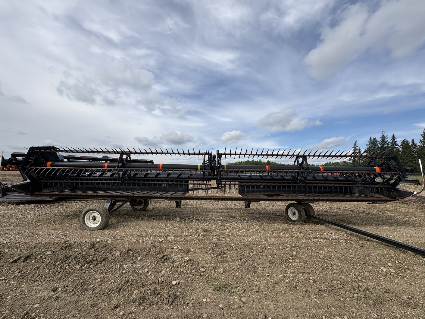 2012 MacDon D60-35 Header Draper